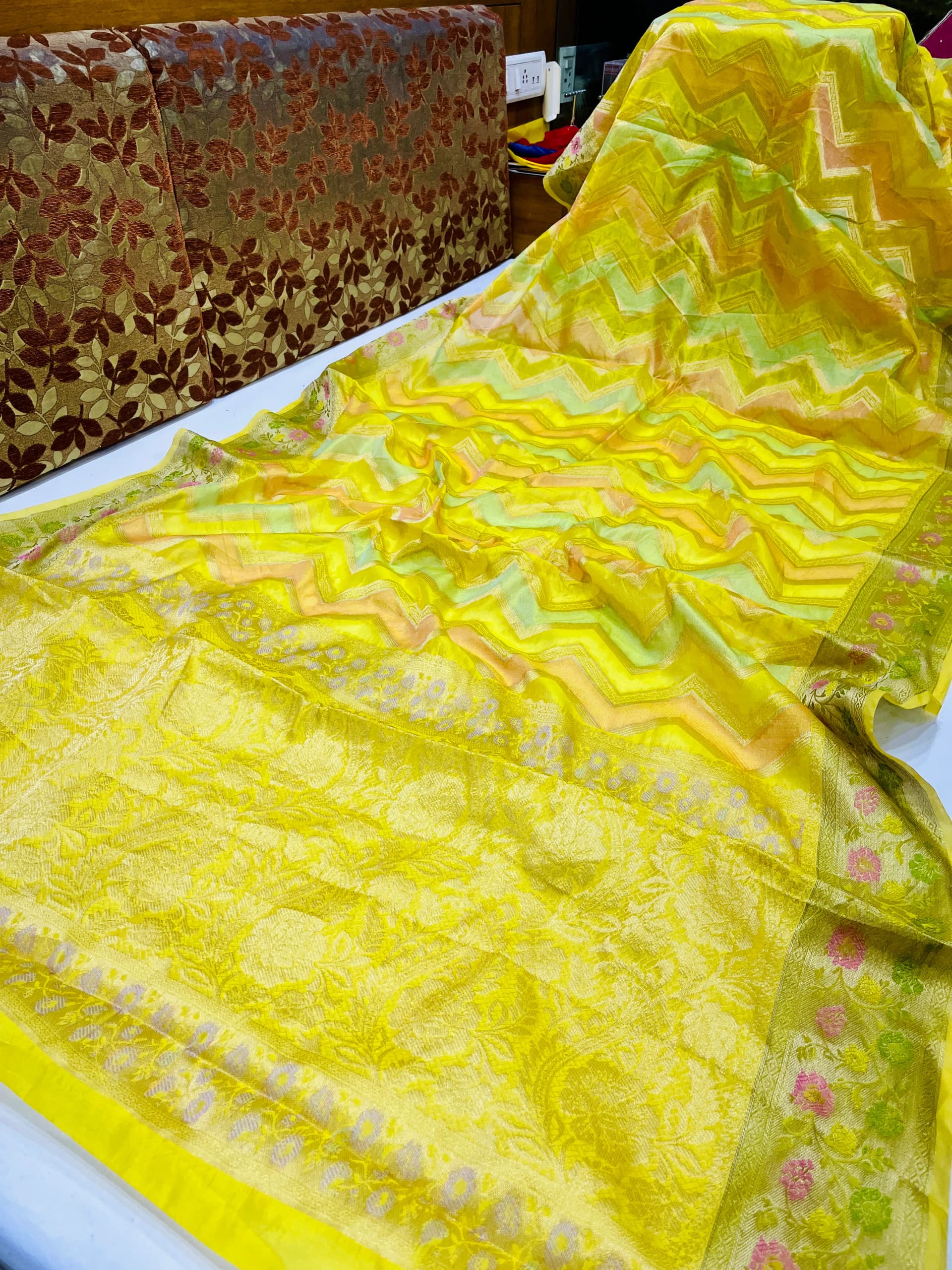 NAKHRALI SAREES 