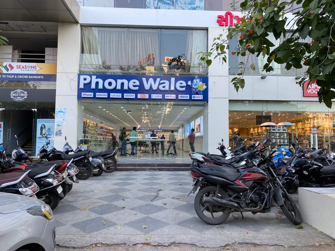 PHONEWALE