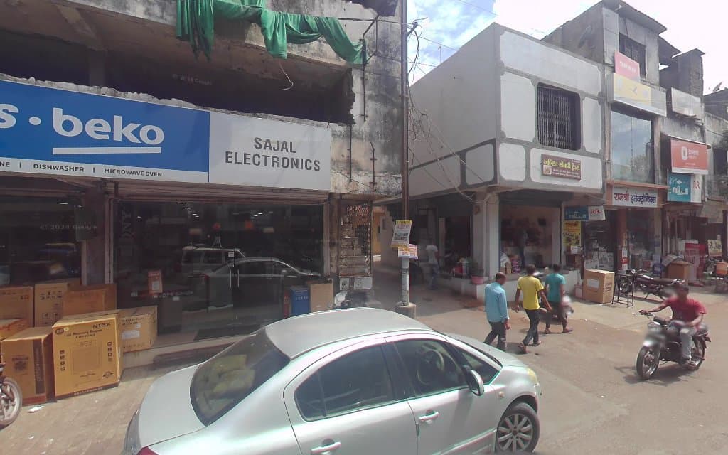 Royal Tours And Travels