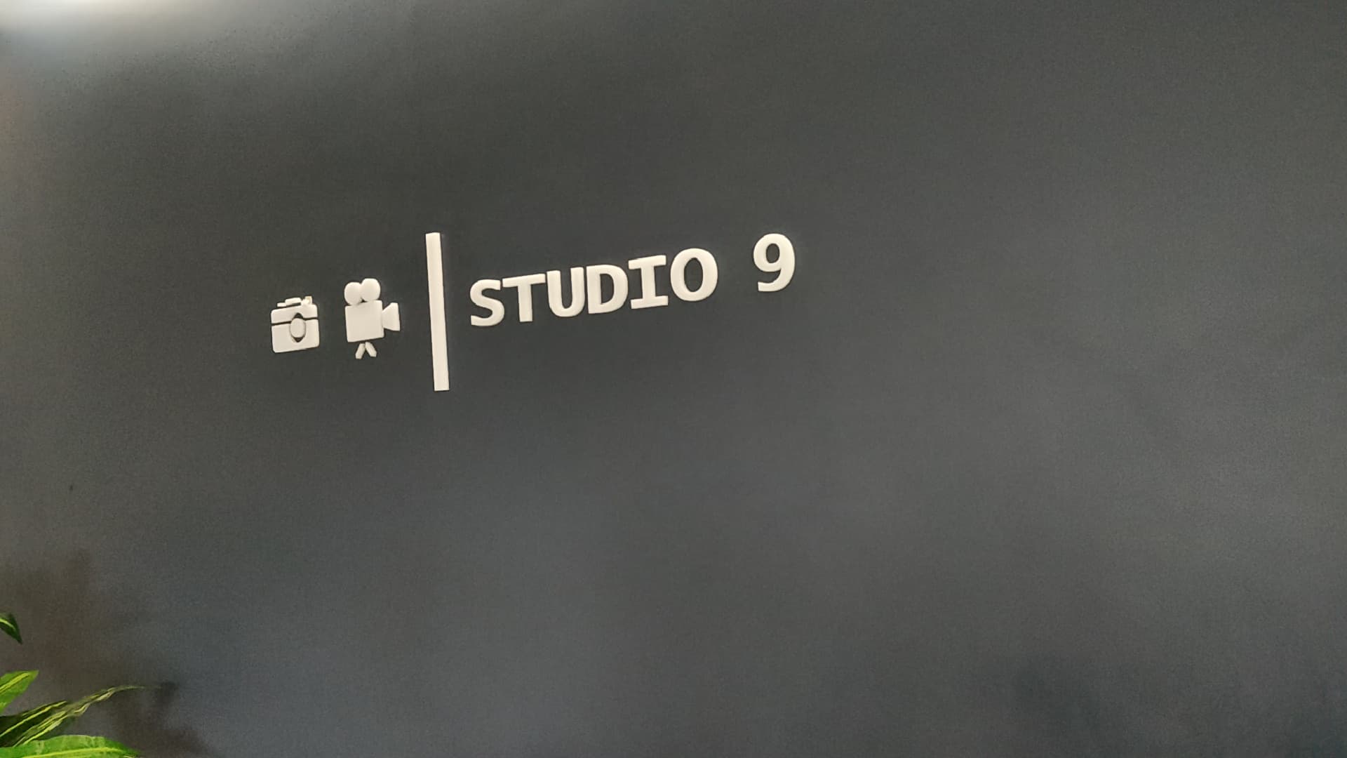 Studio 9