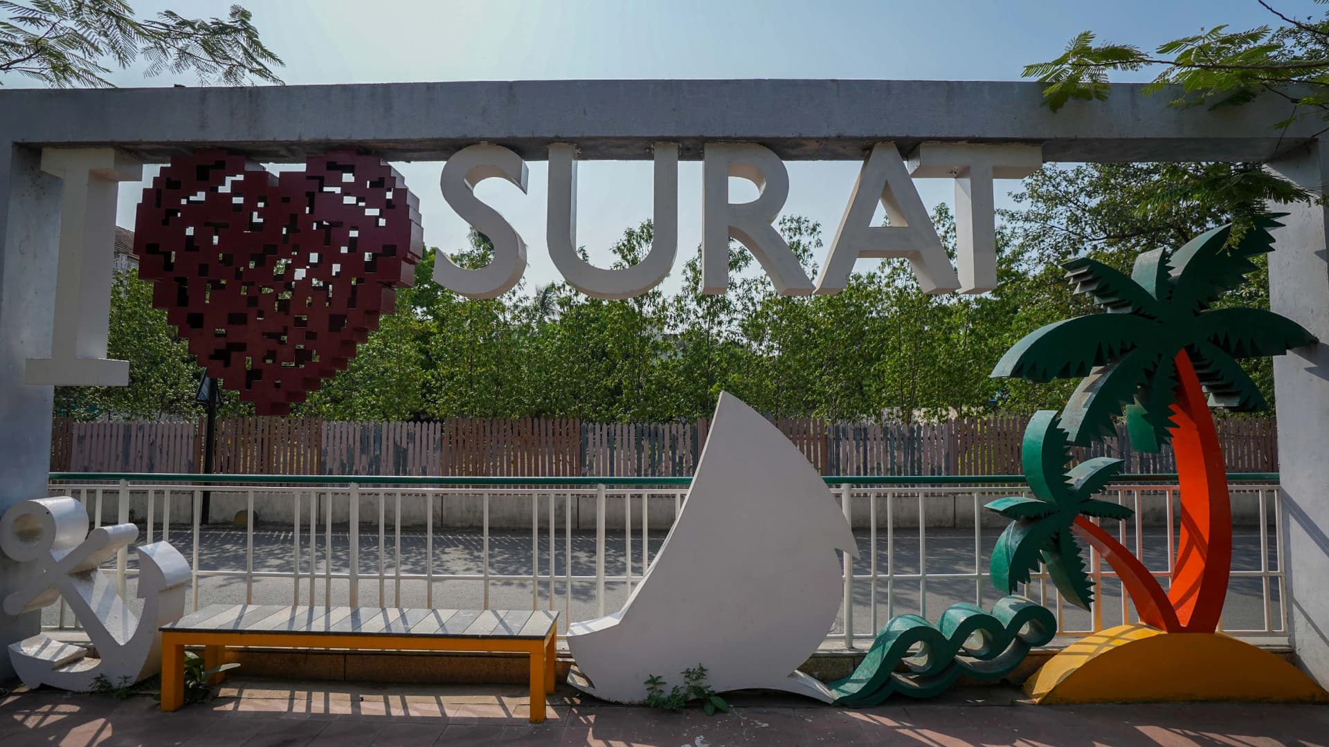 Morarji Desai Walkway