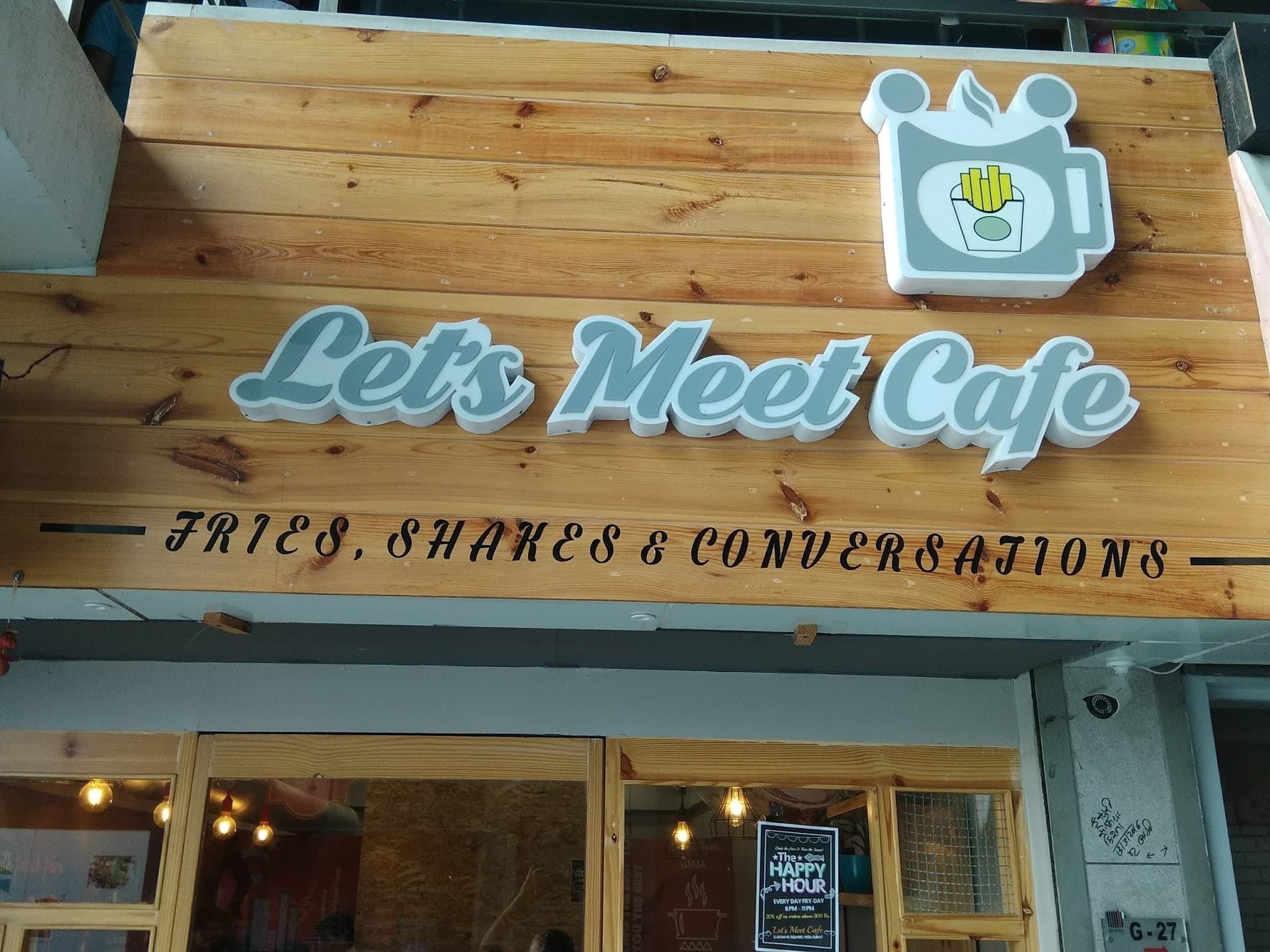 let-s-meet-cafe-1