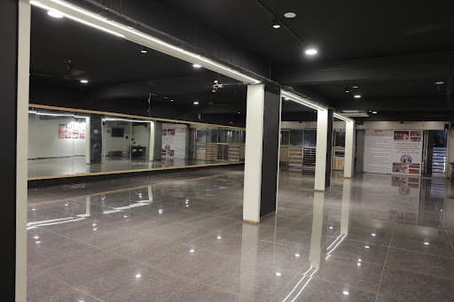 Maan Garba & Dance Academy