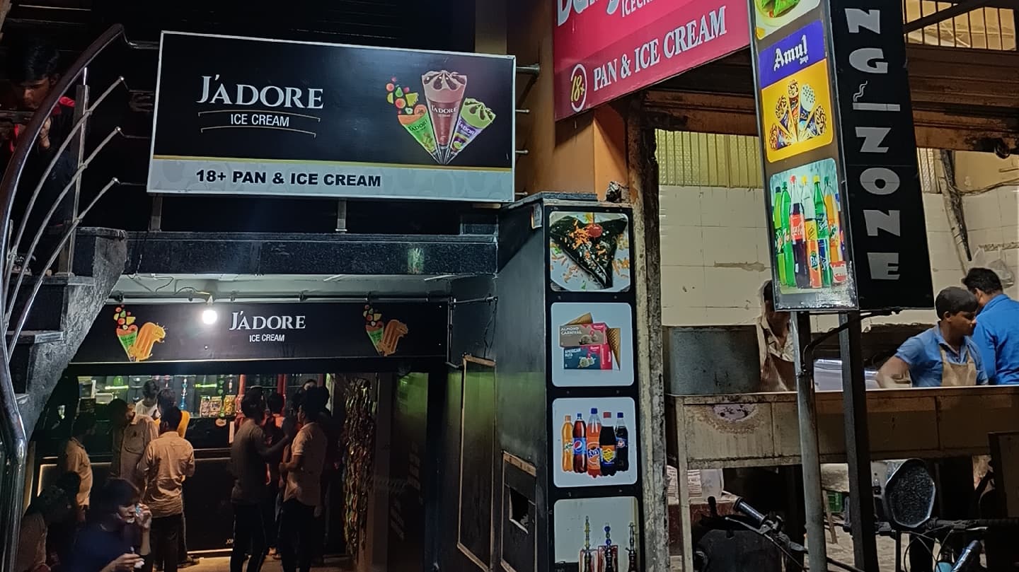 18+ Hookah Pan & Ice-Cream