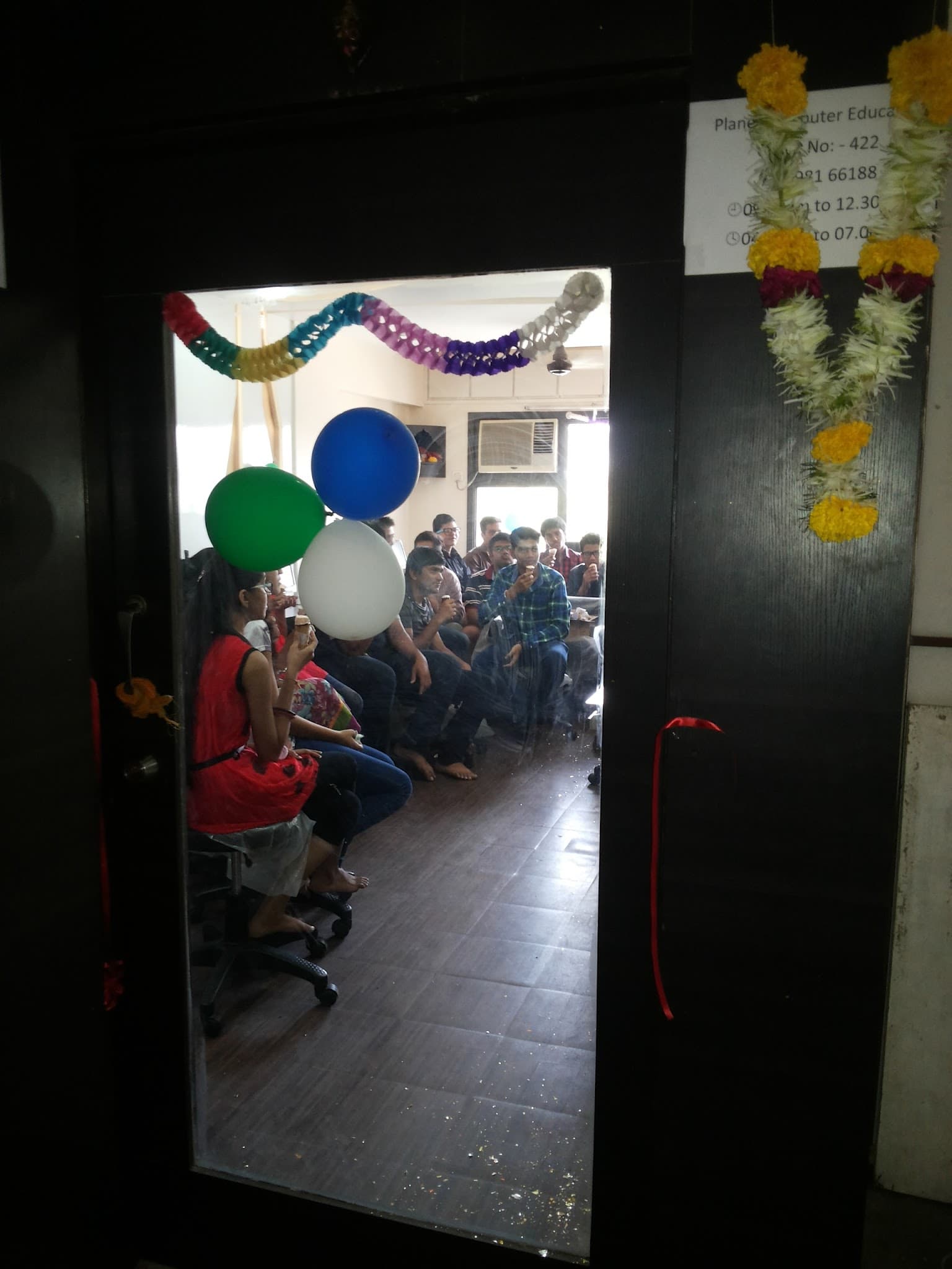 422 Planet computer education center Lalbhai Contractor Complex