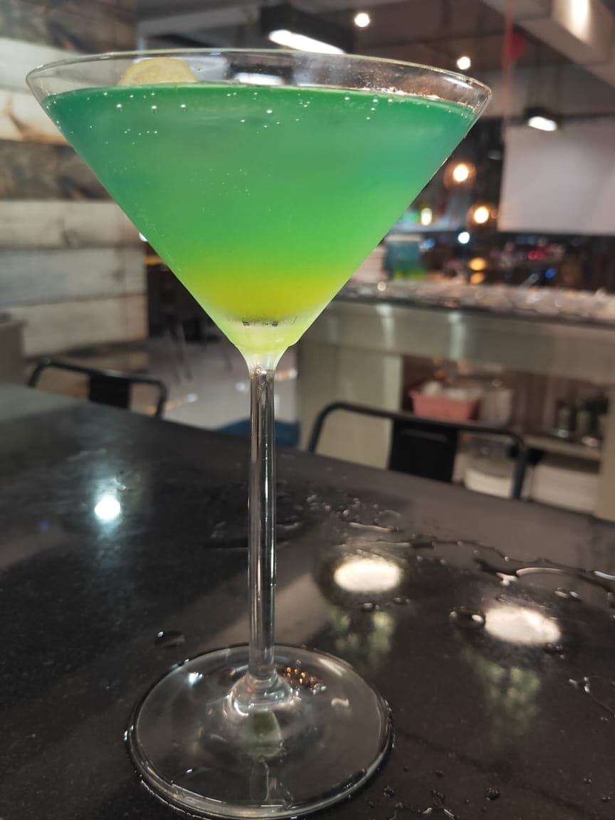 5 HOT CHILLI'S PIZZA AND MOCKTAIL BAR