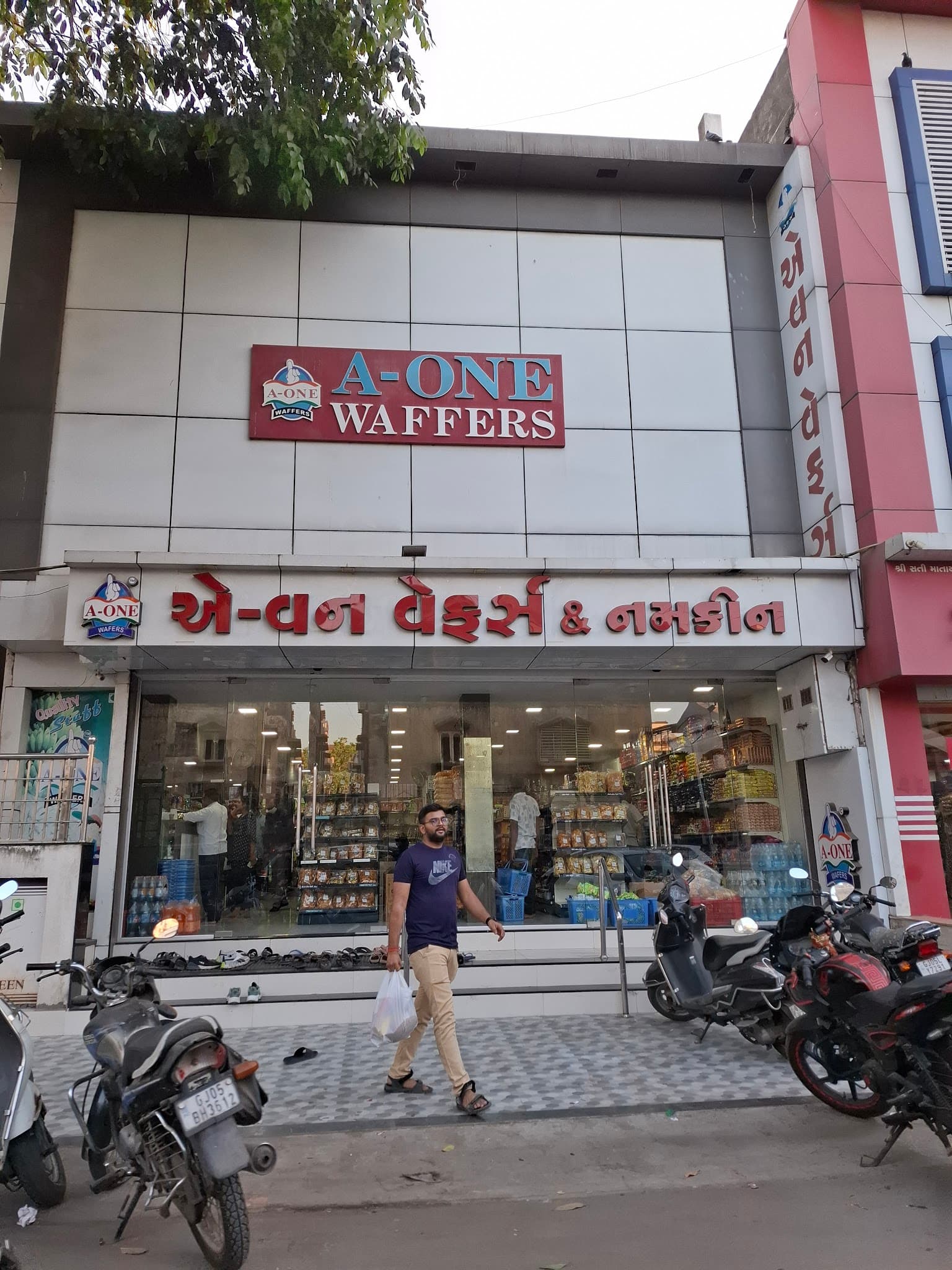 A-One Wafers & Namkeen