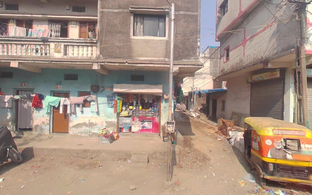 Aadesh travels Surat varacha chikuvadi office