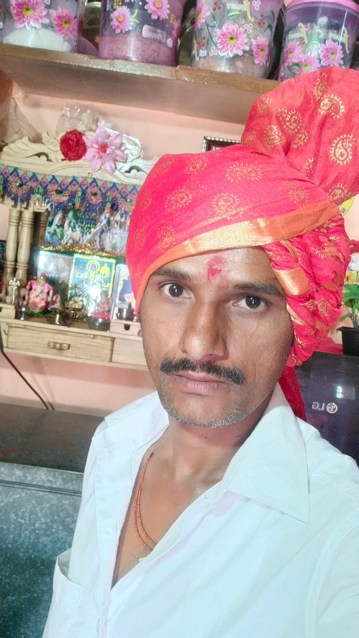 Aai Shree Gaddharawala Khodiyar Farsan House & Tea Coffee