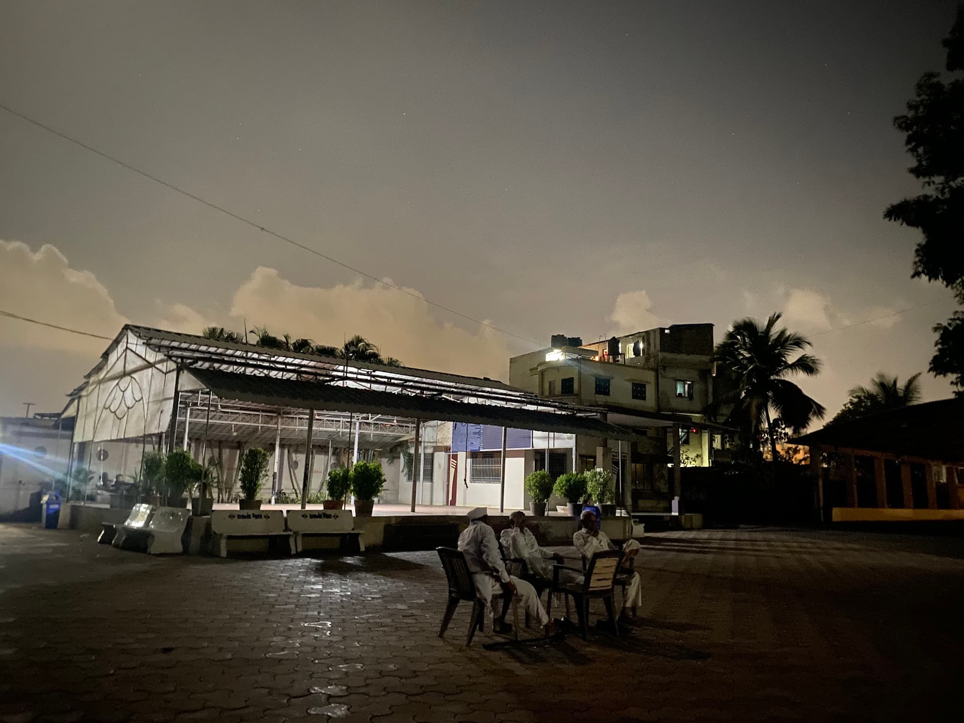 Aanand Dhara Society ni Wadi Part 2 (Common plot)