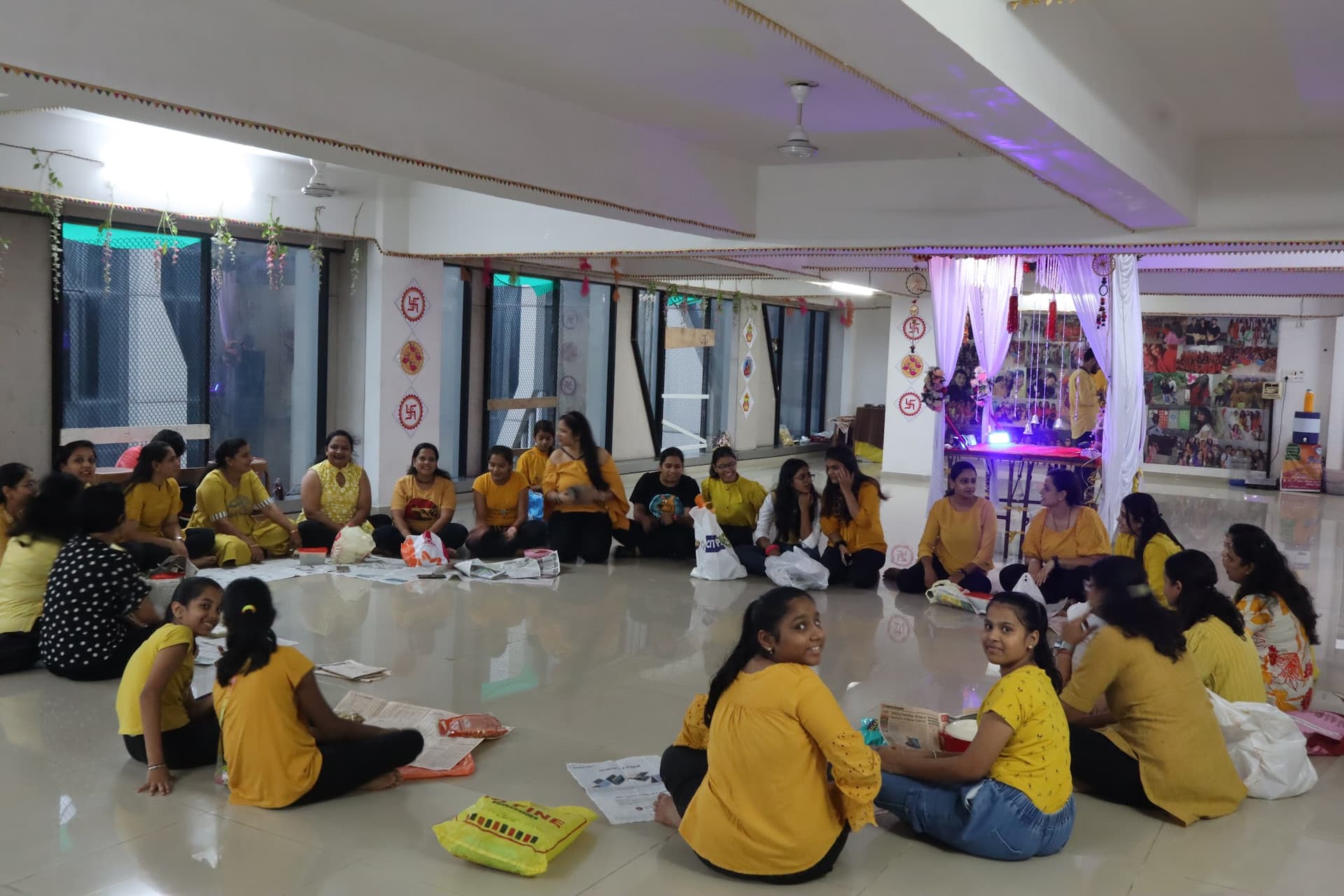 Aarchi Garba Classes