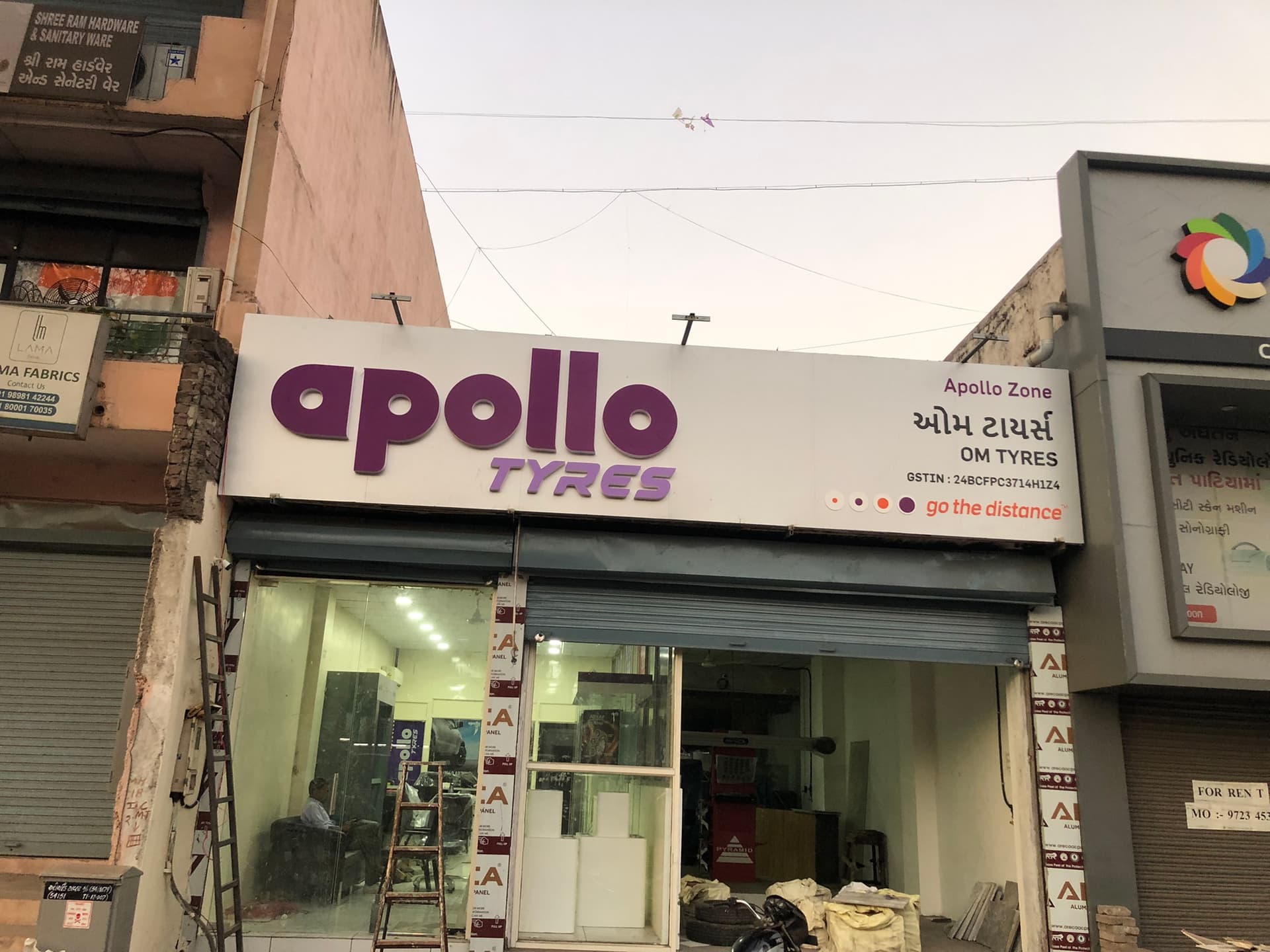 Apollo Tyres - Om Tyres