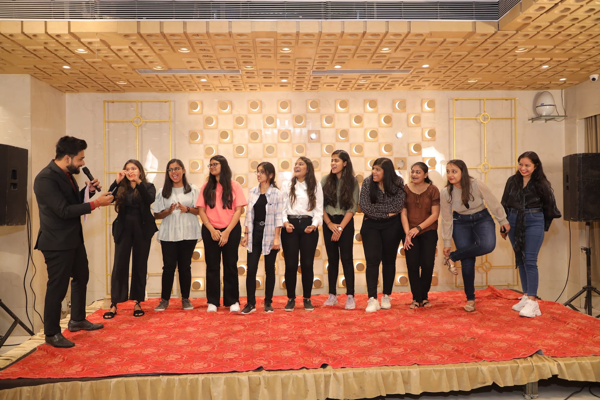 ARENA ANIMATION CITYLIGHT