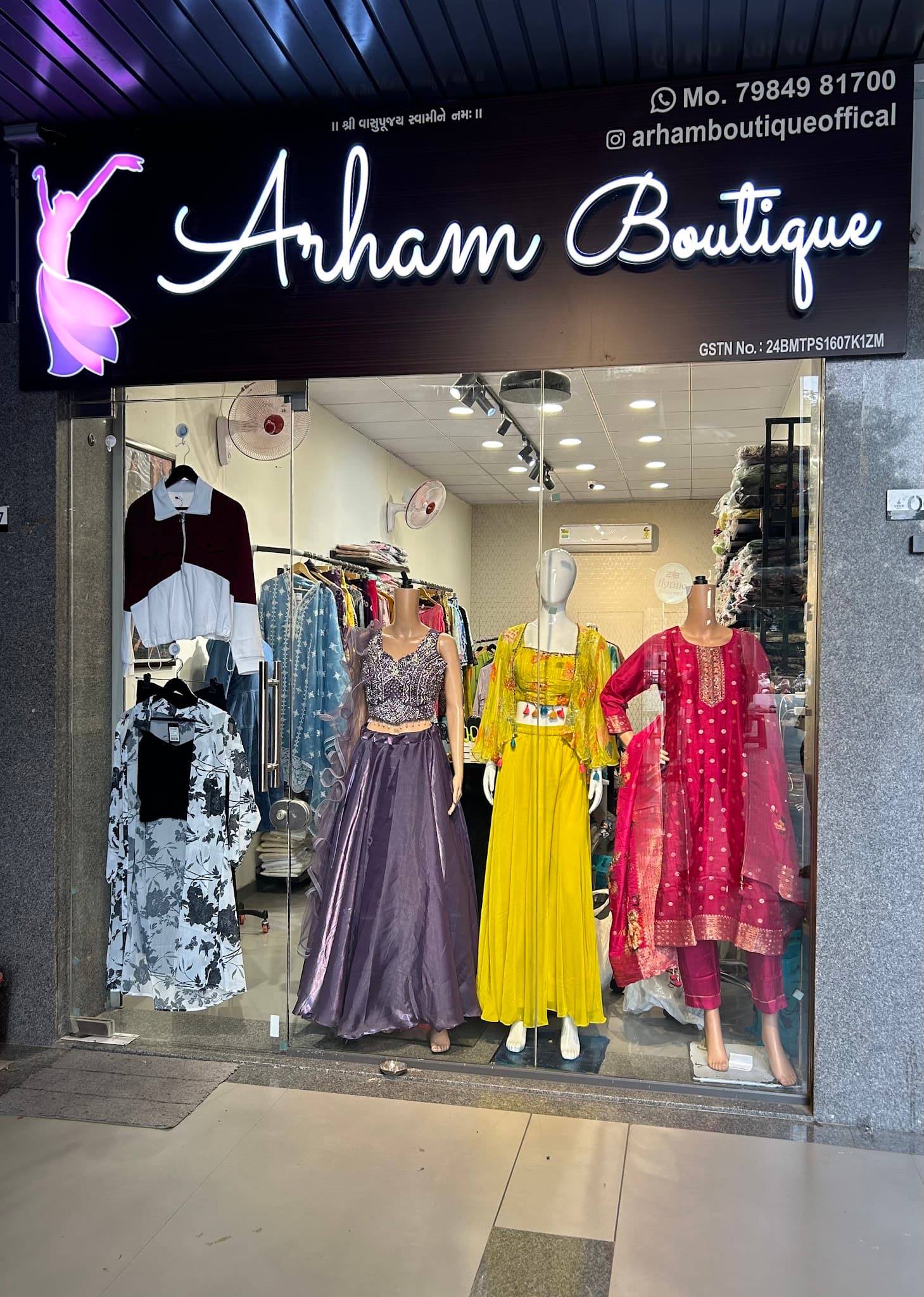 Arham Boutique