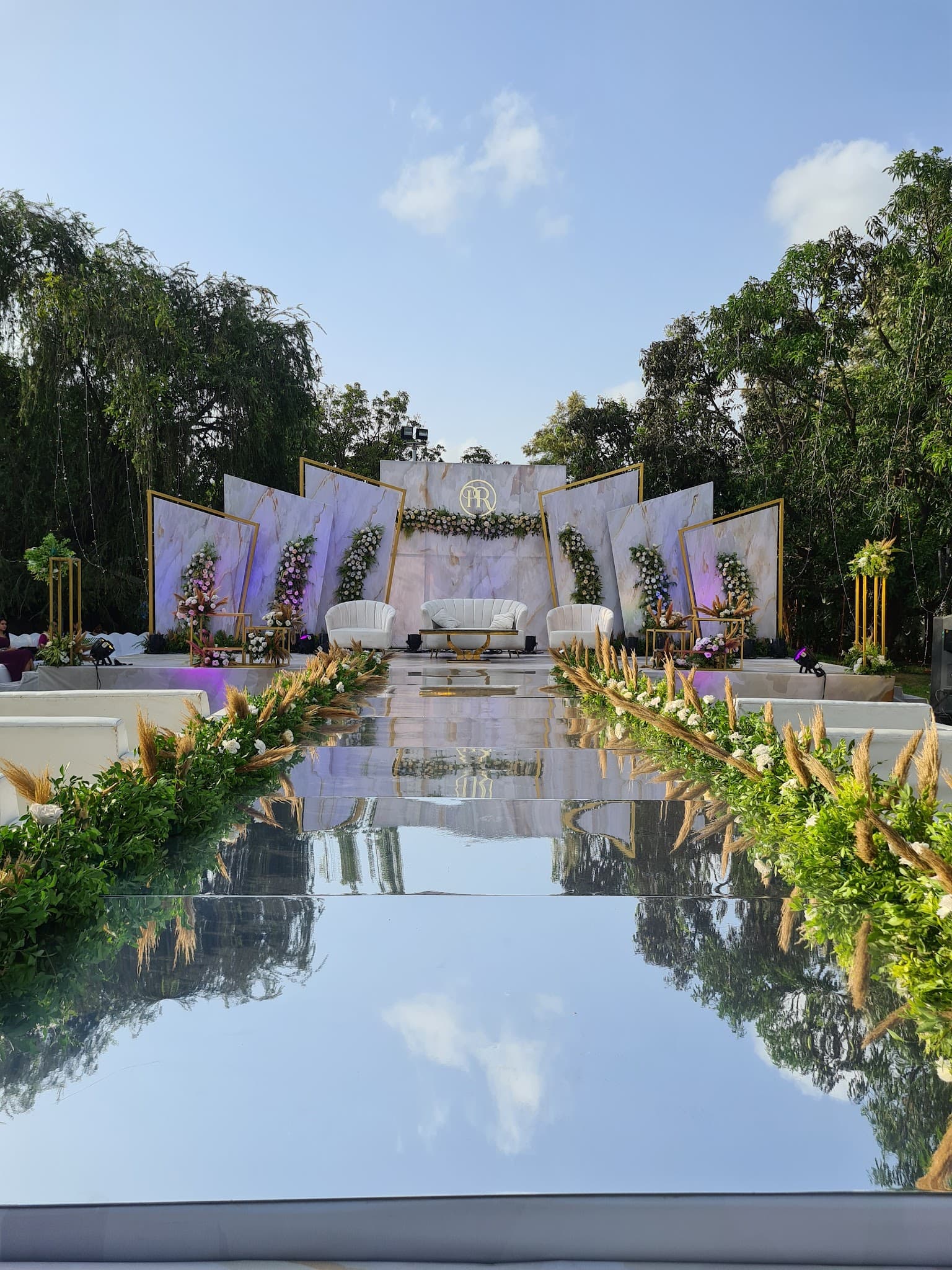 Atara The Wedding Props.