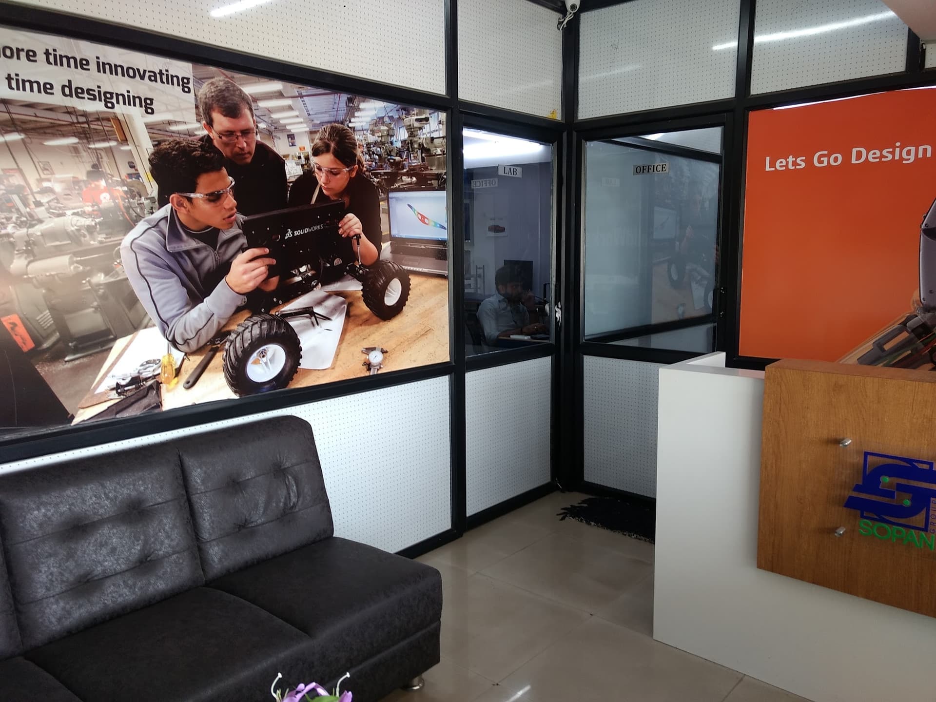 Autodesk & SolidWorks Authorized Training & Certification center