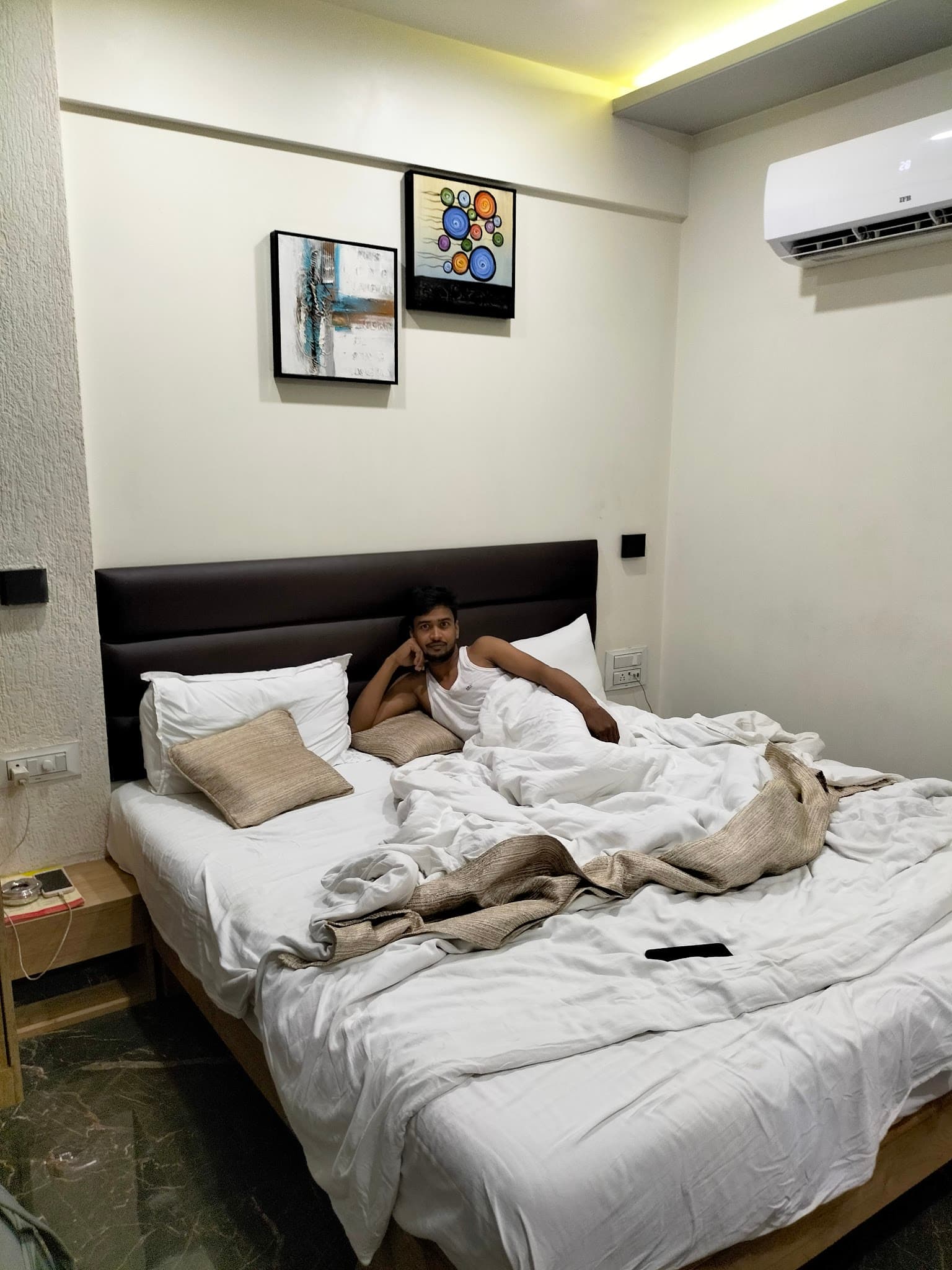 Be Happy Hotel & AC Dormitory
