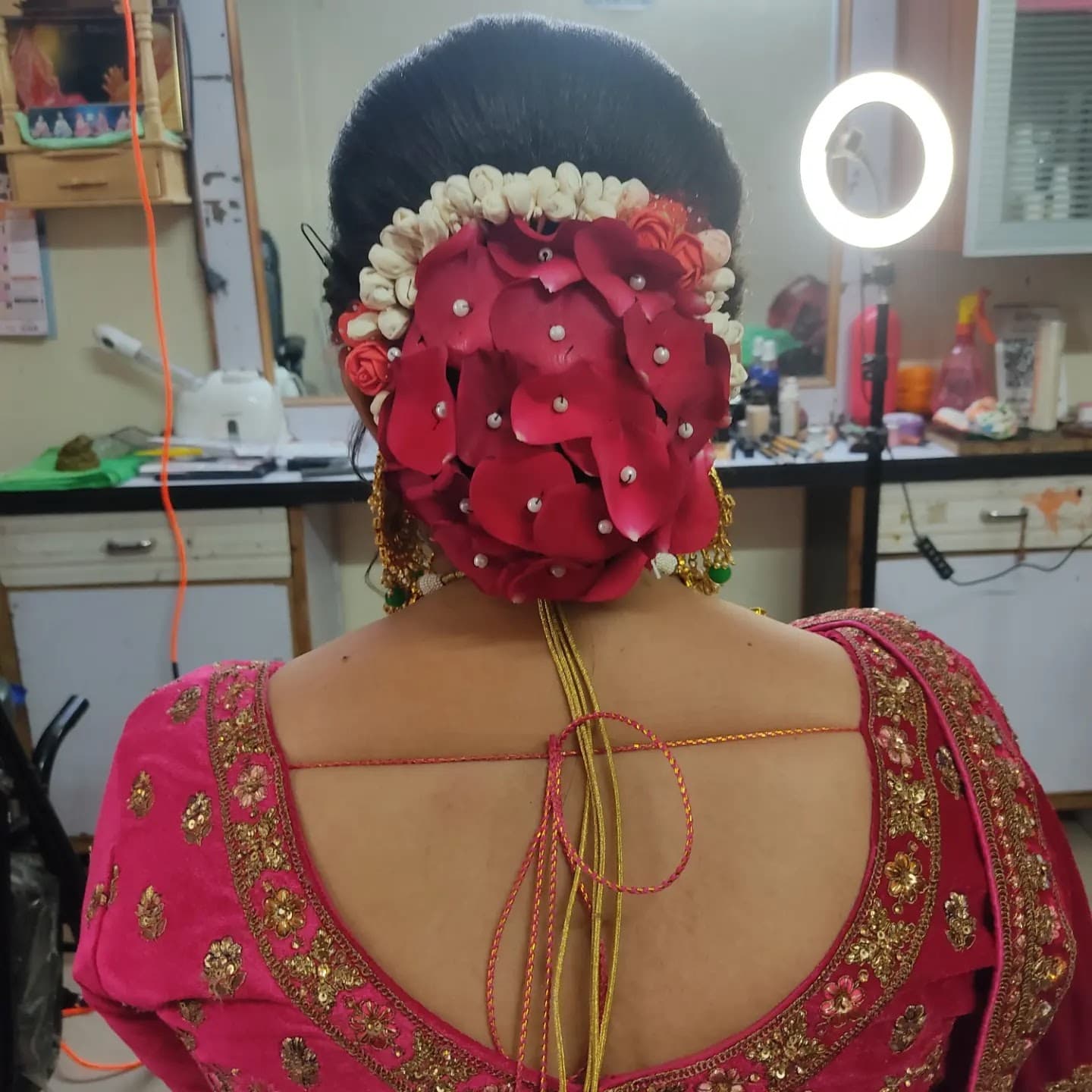 Beauty Parlour Home services