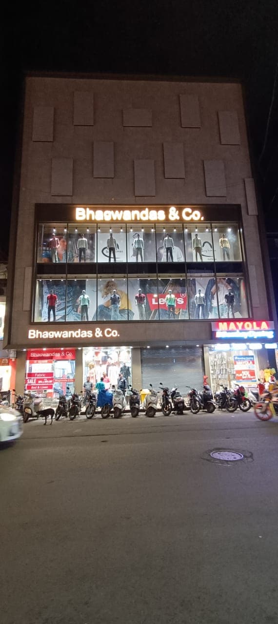 Bhagwandas & Company Family Shop