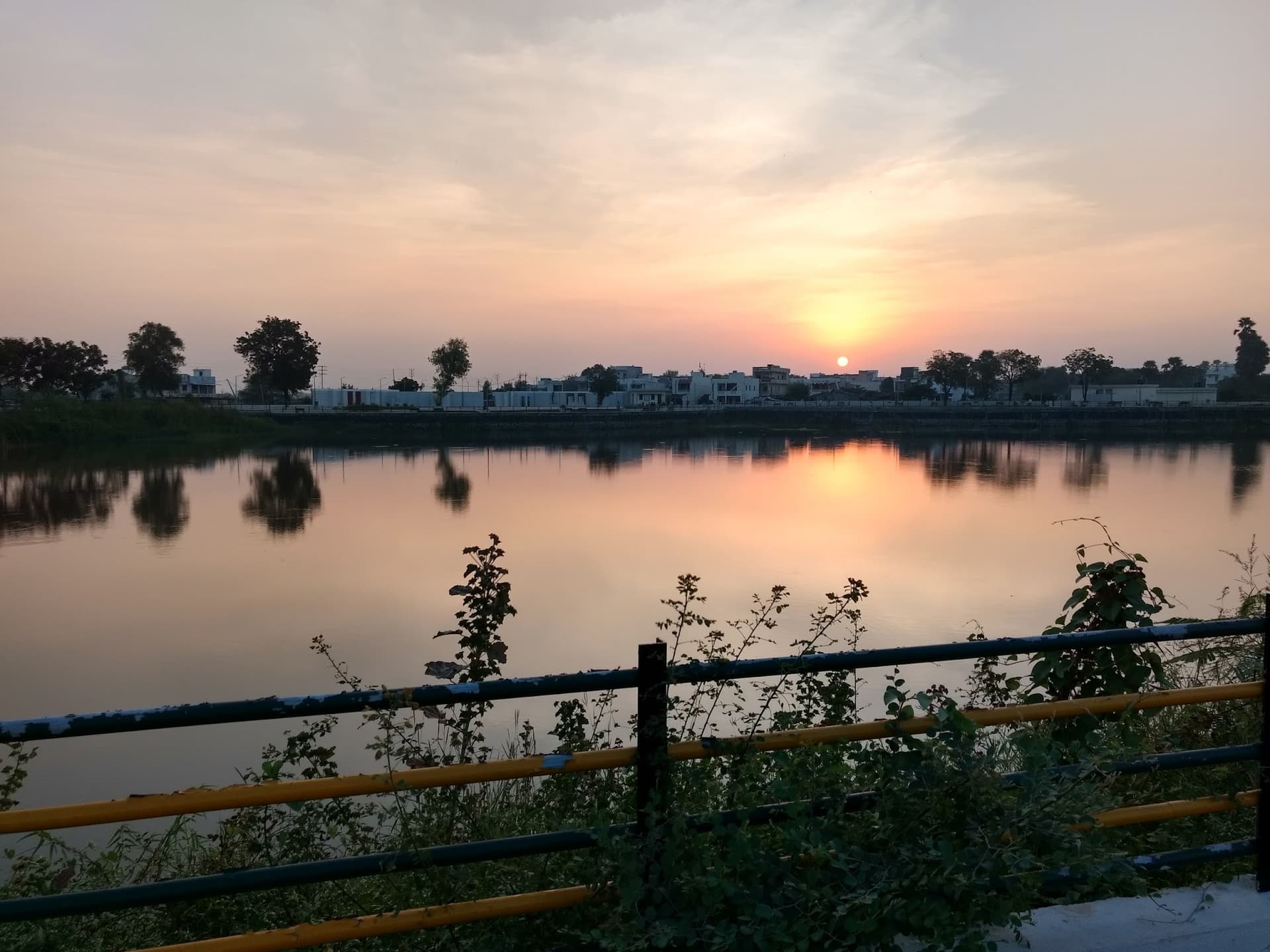 Bhesan Lake Garden