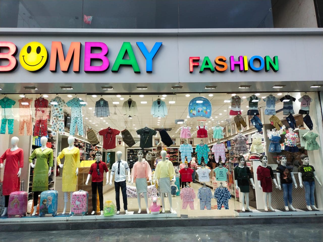 Bombay fashion | The Family Showroom