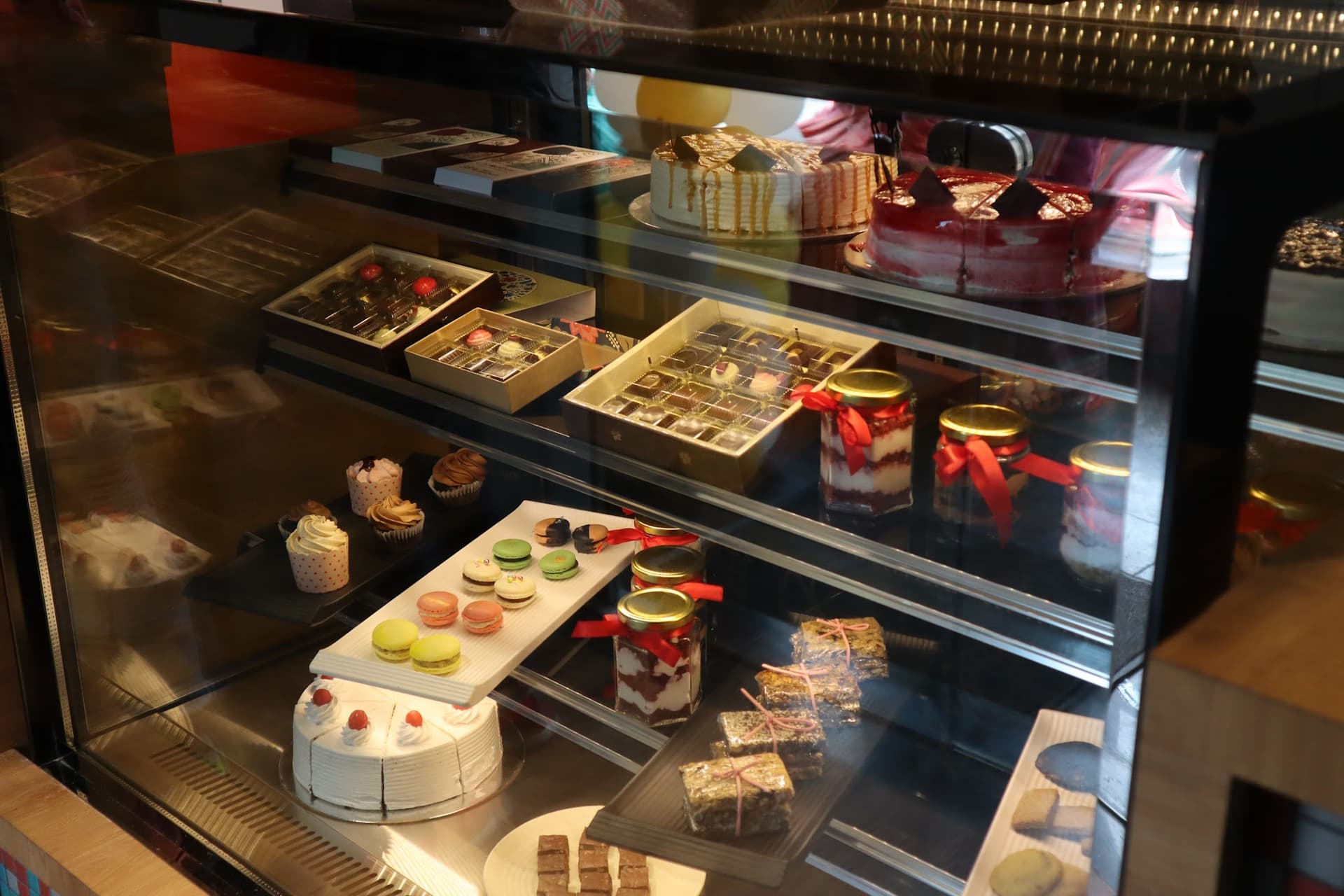 Cacoethes Patisserie & Chocolaterie