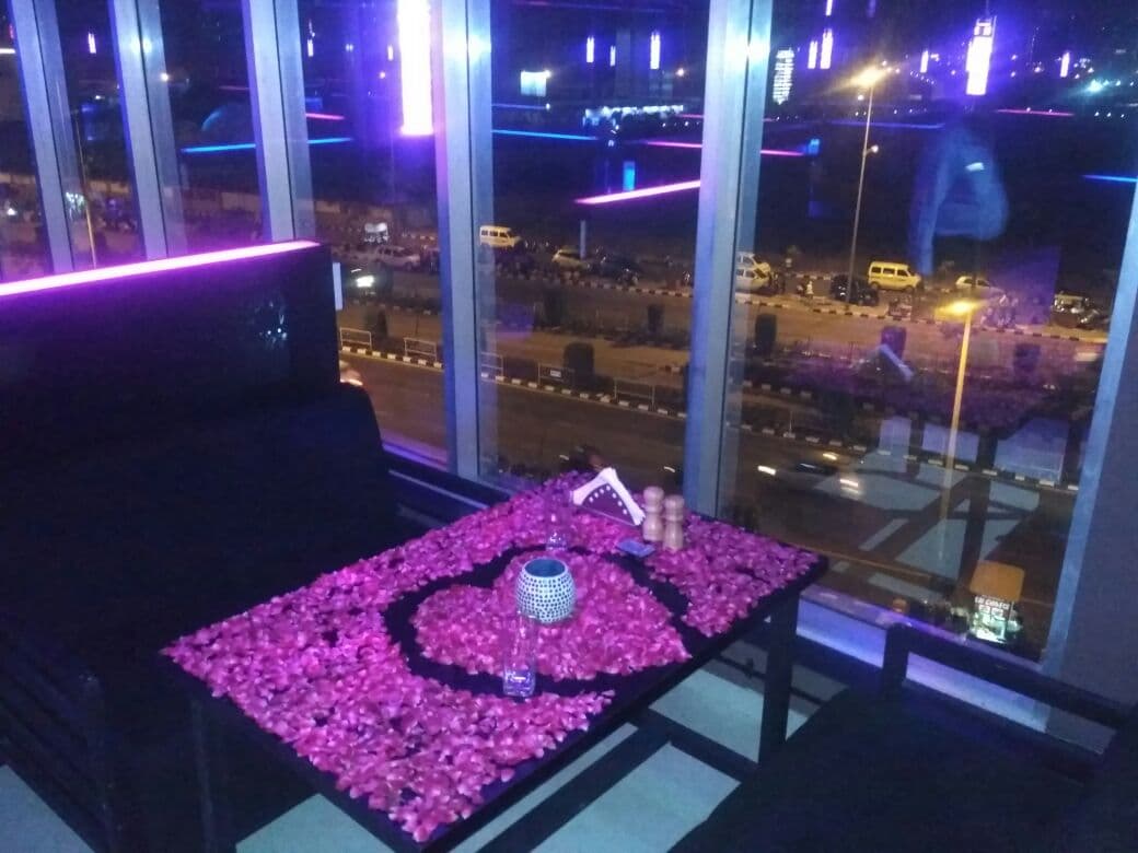 Candle Light Date N Dine