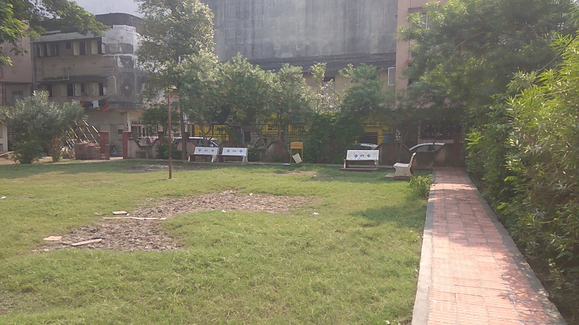 Dadabhai Navroji Garden