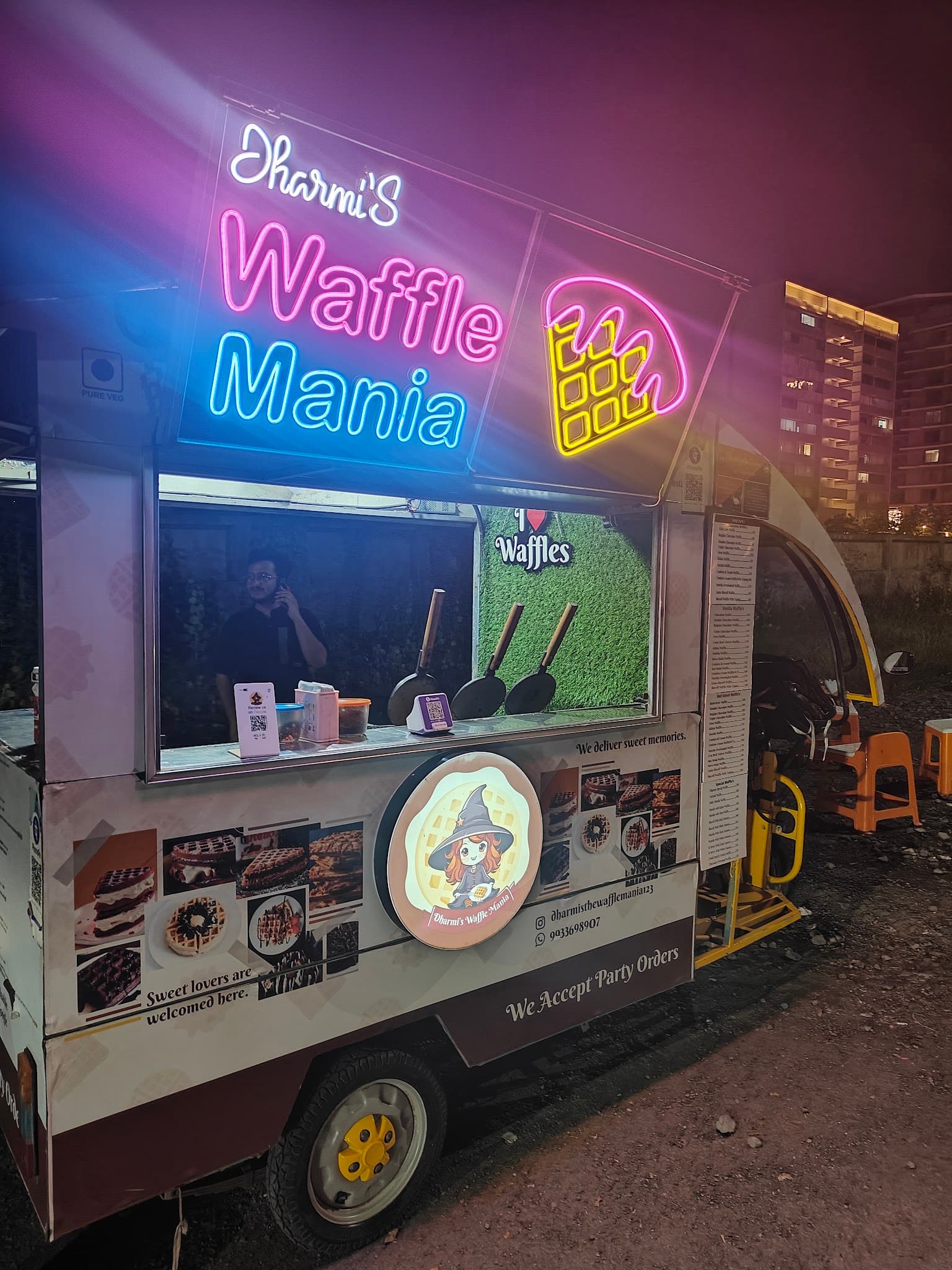 Dharmis The Waffle Mania