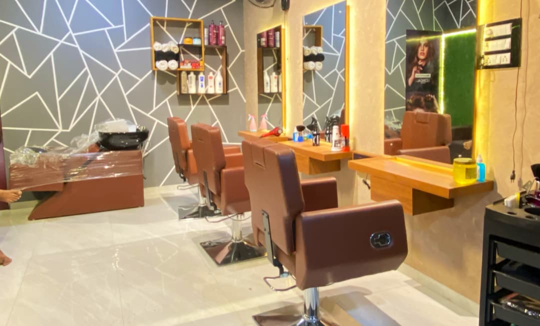 DM Family Salon