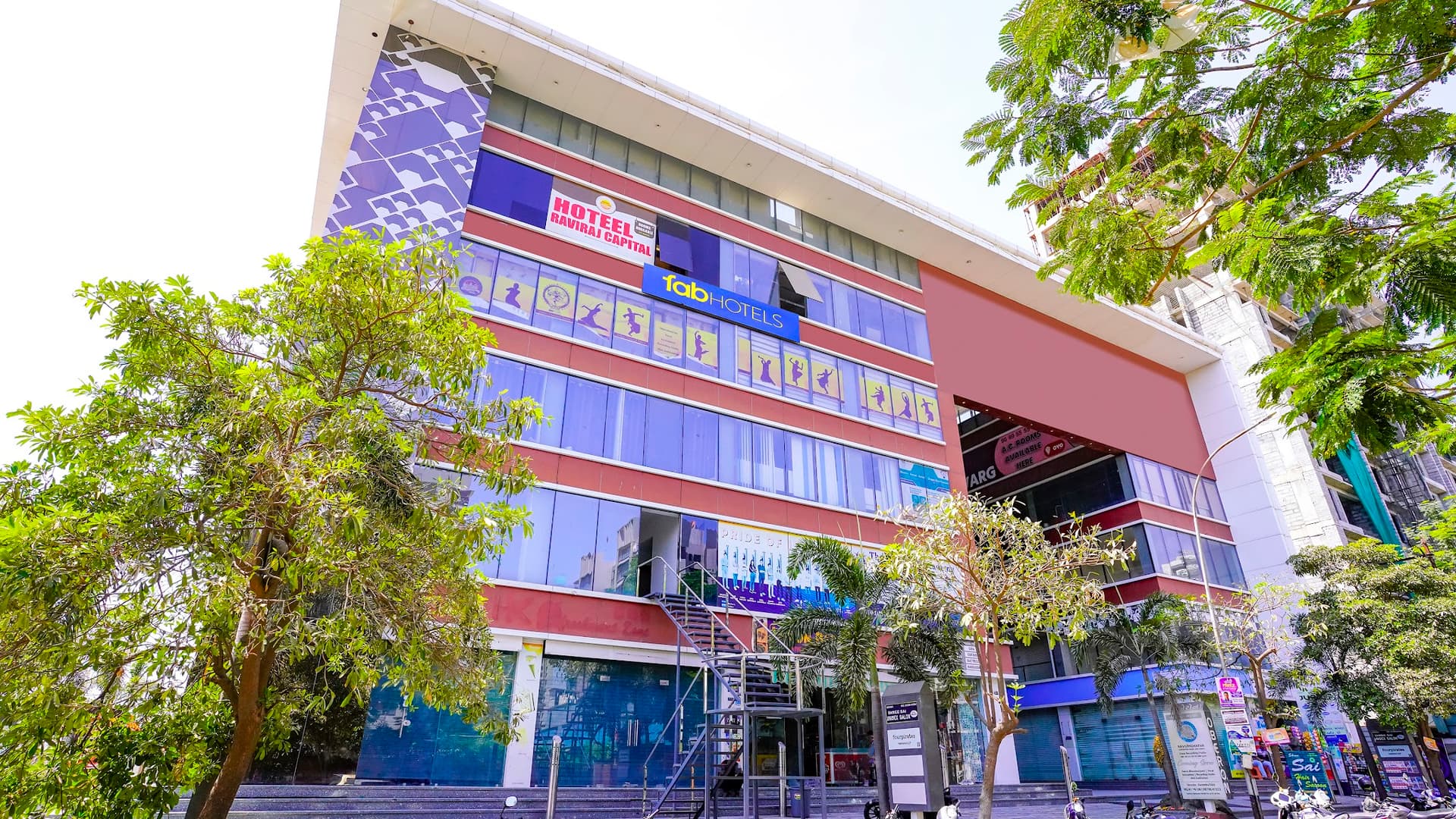 FabHotel Raviraj Capital