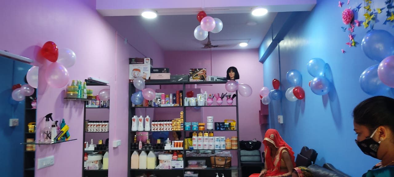 Famous Beauty Parlour Ladies Beauty Parlour