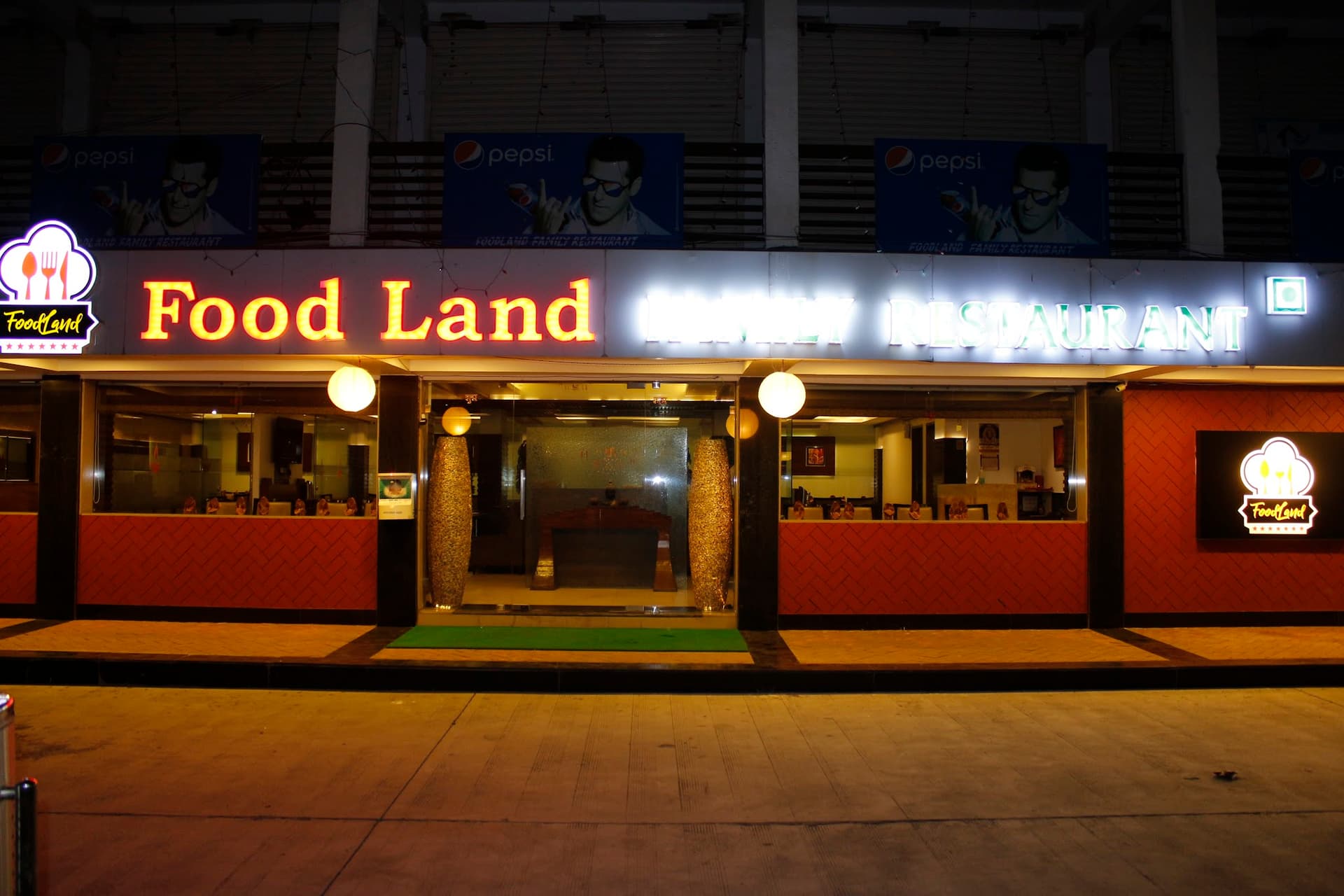 Foodland Family Restaurant