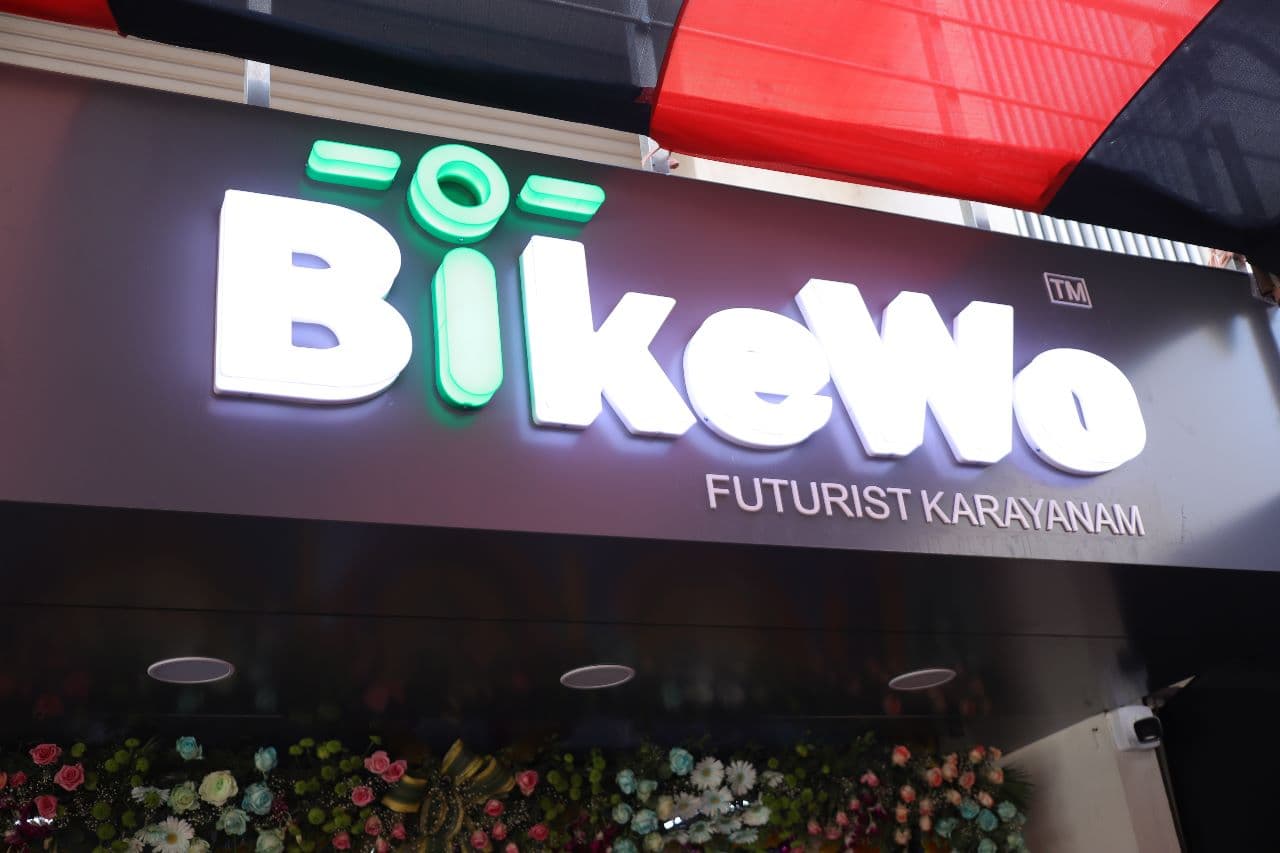 Futurist Karayanam |Electric Bike |E Bike Dealer |Electric Scooter| In Adajan Surat