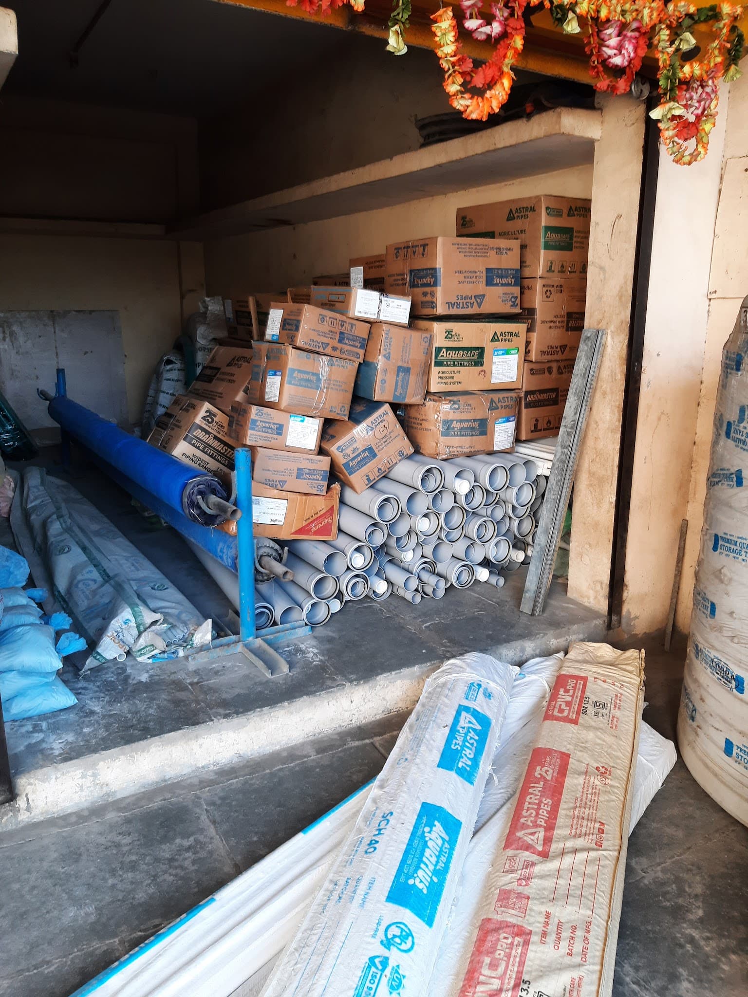 Gajanand Hardware and Sanitary Store