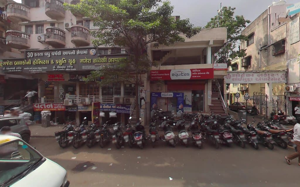 GAJERA INSURANCE ADVISOR