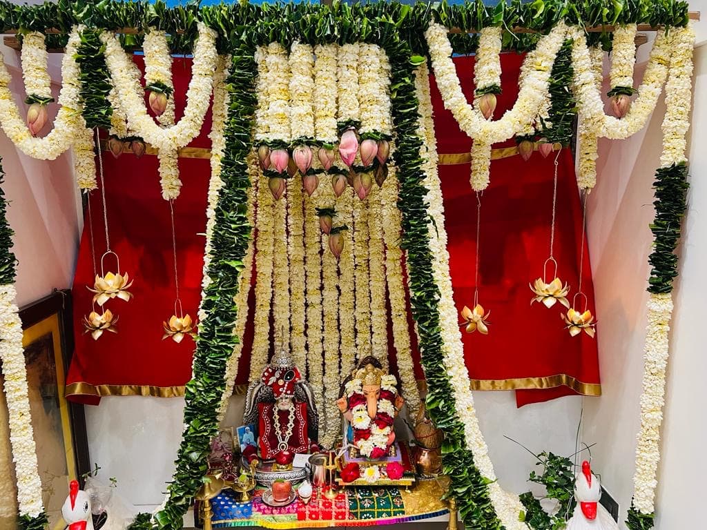 Ganesh Flowers