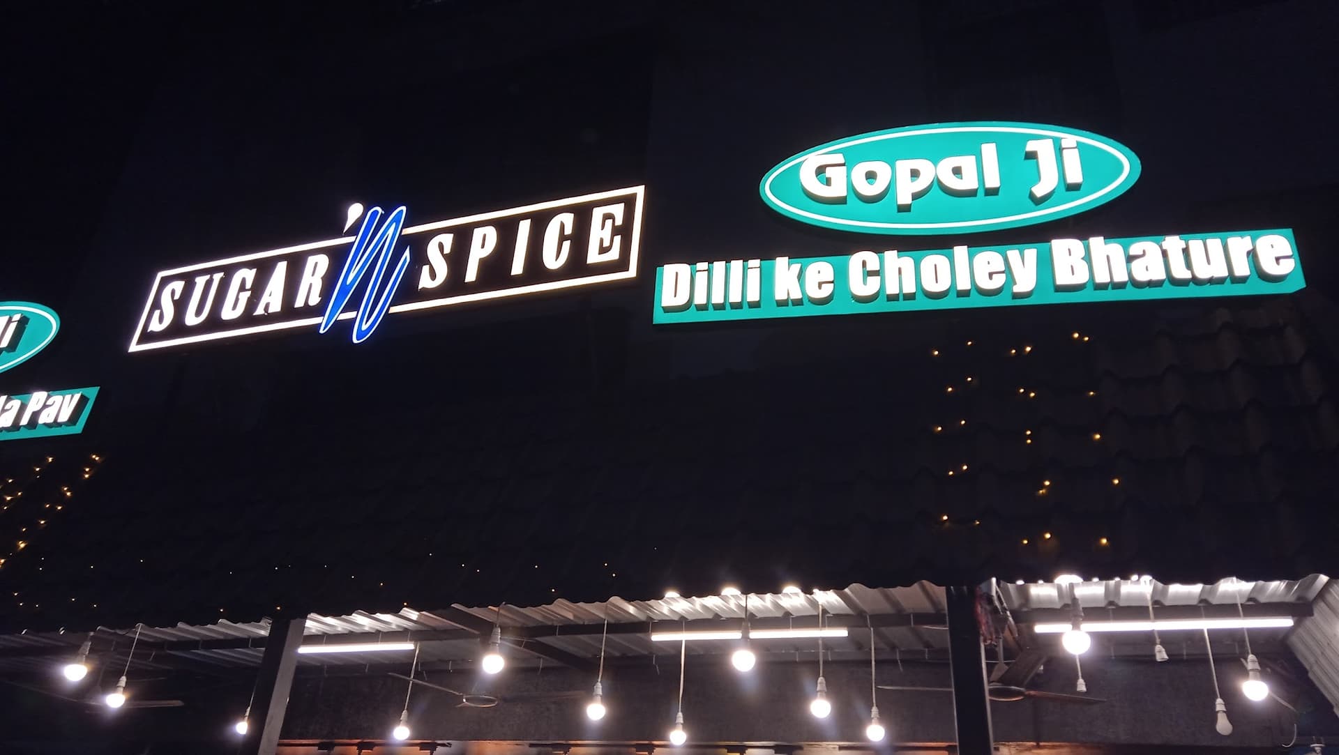 Gopal Ji - Choley Bhature