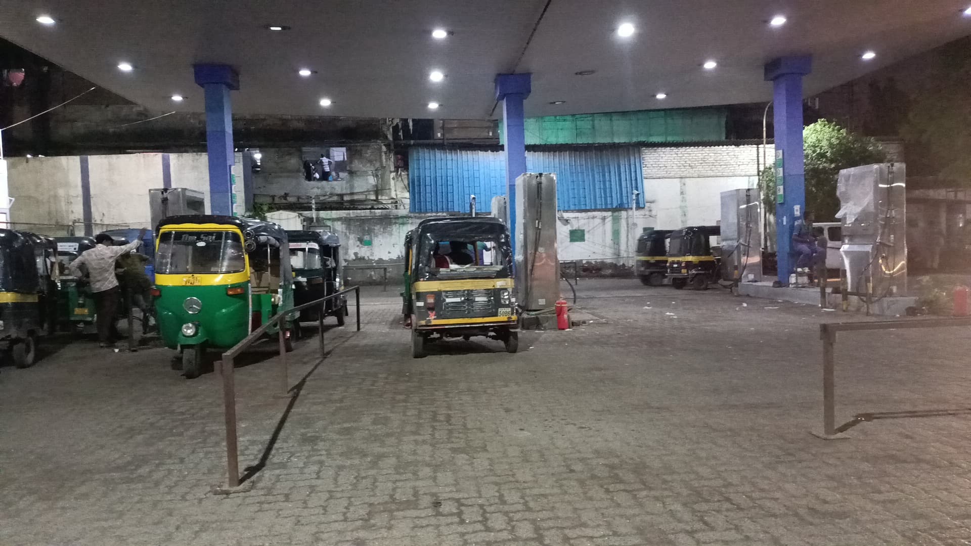 Gujarat Gas CNG Station