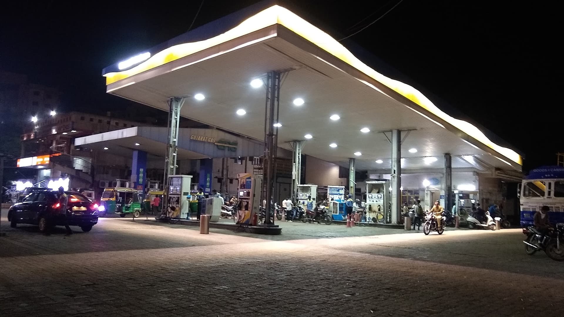 Gujarat Gas CNG Station