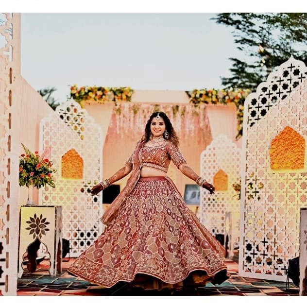 Gunjan’s Makeup Stories - Bridal & Celebrity Makeup Artist