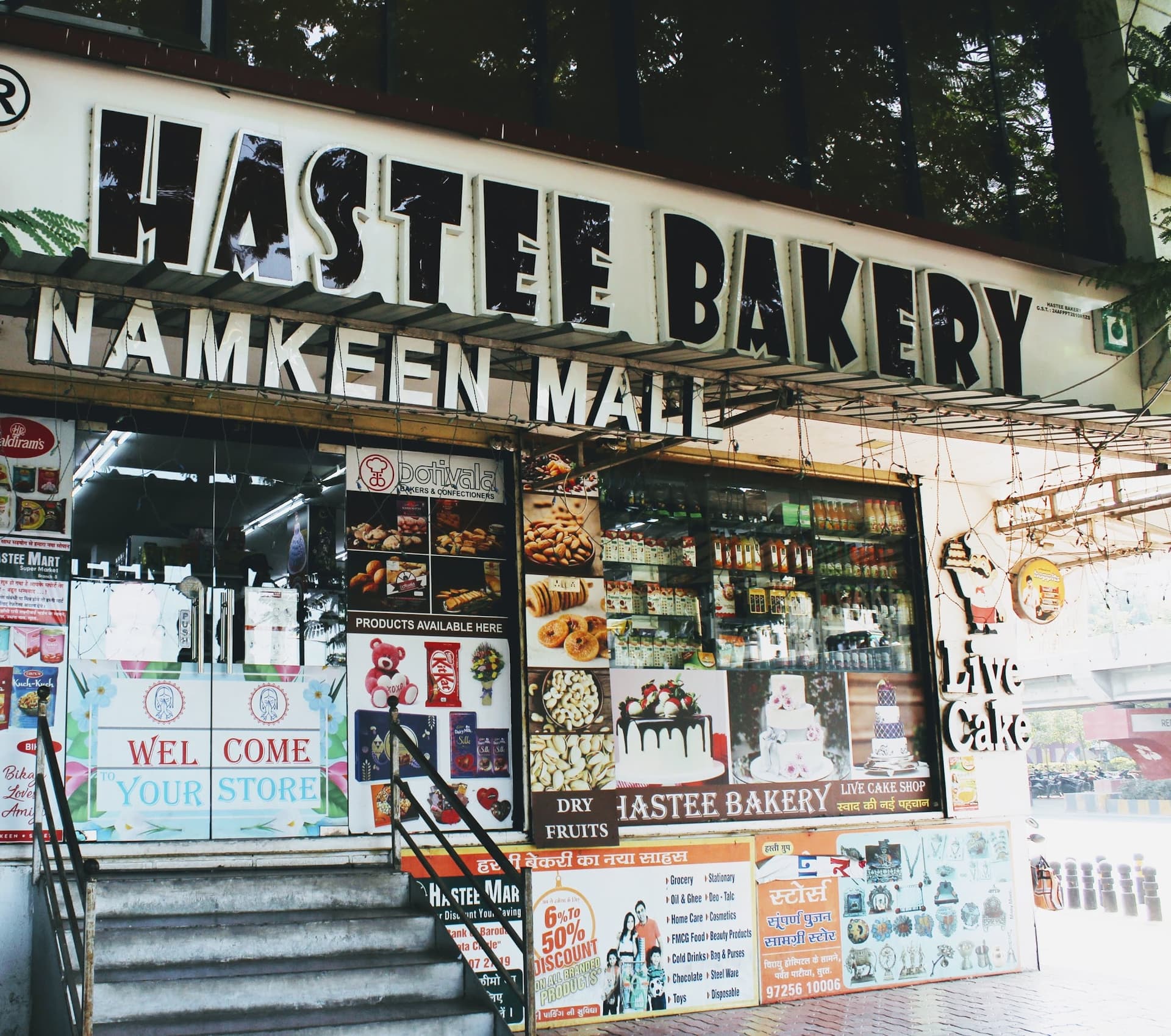 Hastee Bakery