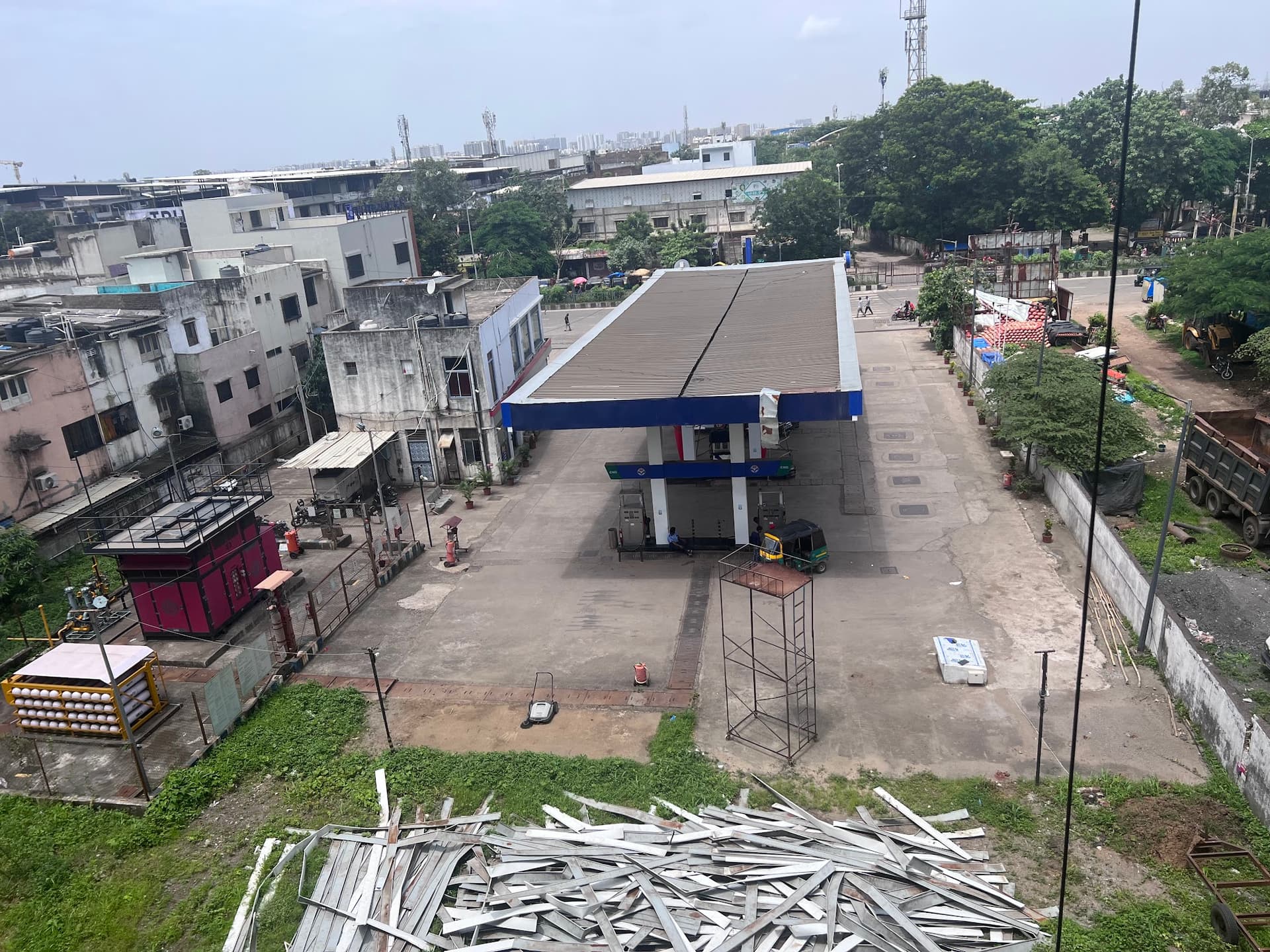 HP Petrol Pump CPS Eco Friendly Fuel Centre