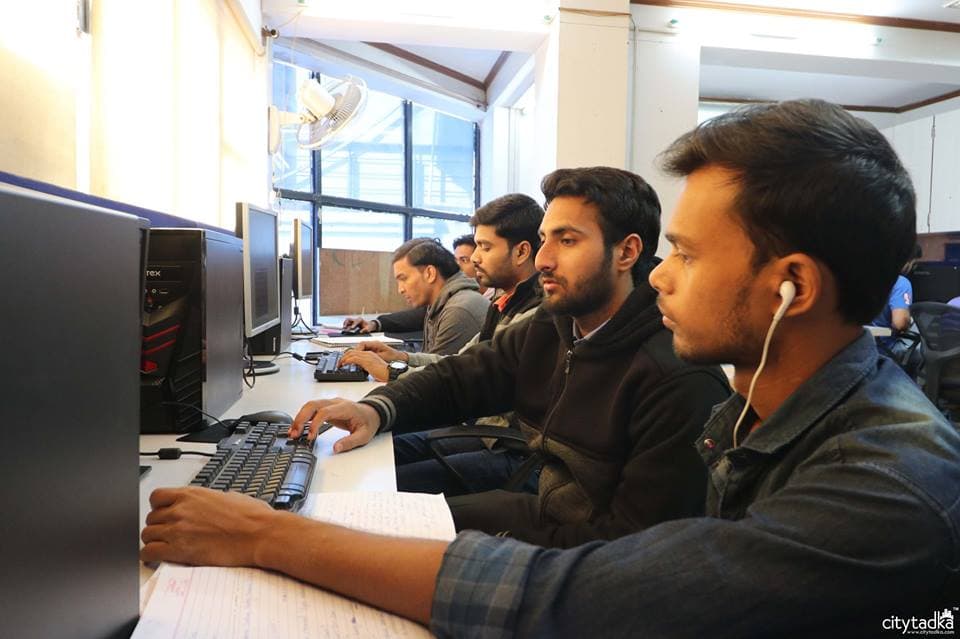 IIHT Surat – UI/UX Digital Marketing Web Designing Full Stack Training Institute