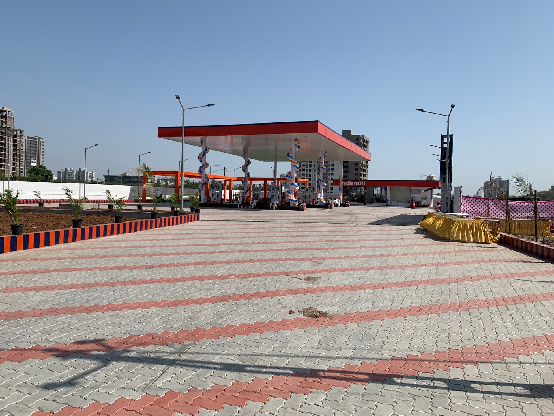Indian Oil Petrol Pump - (Paritosh Petroleum)