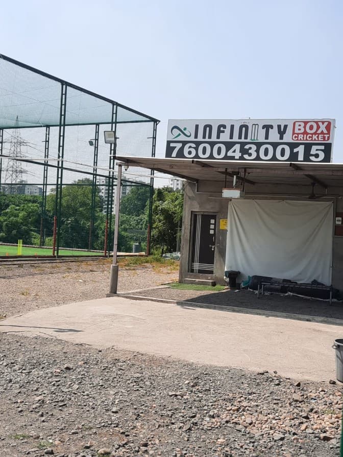 Infinity Box Cricket