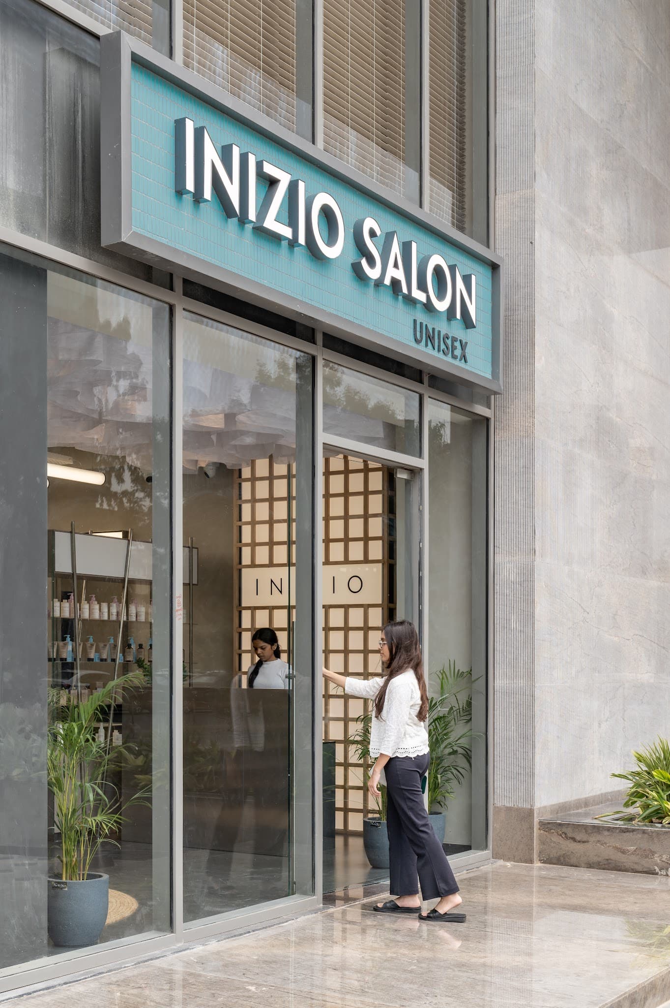 INIZIO SALON