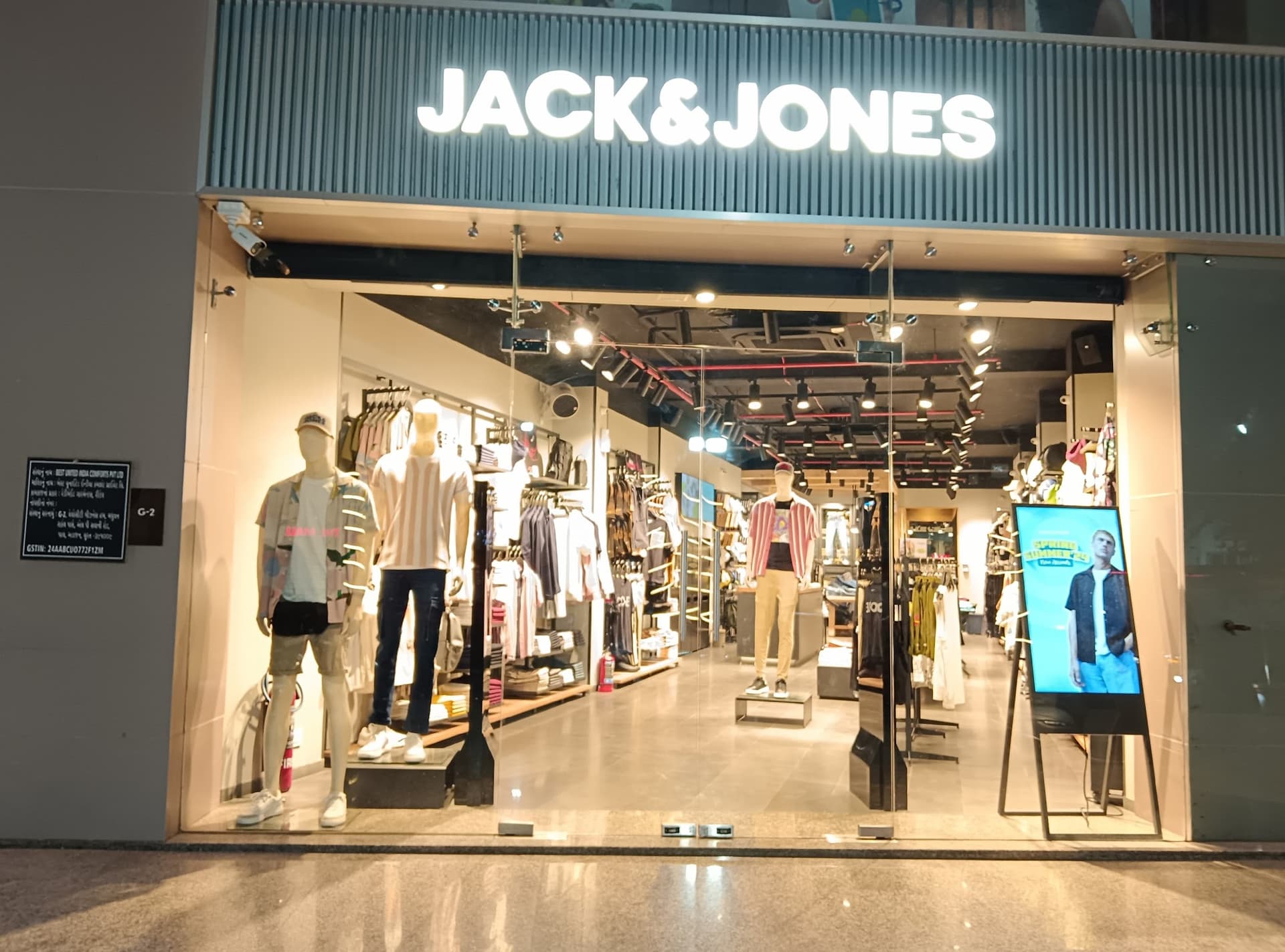 JACK&JONES STORE