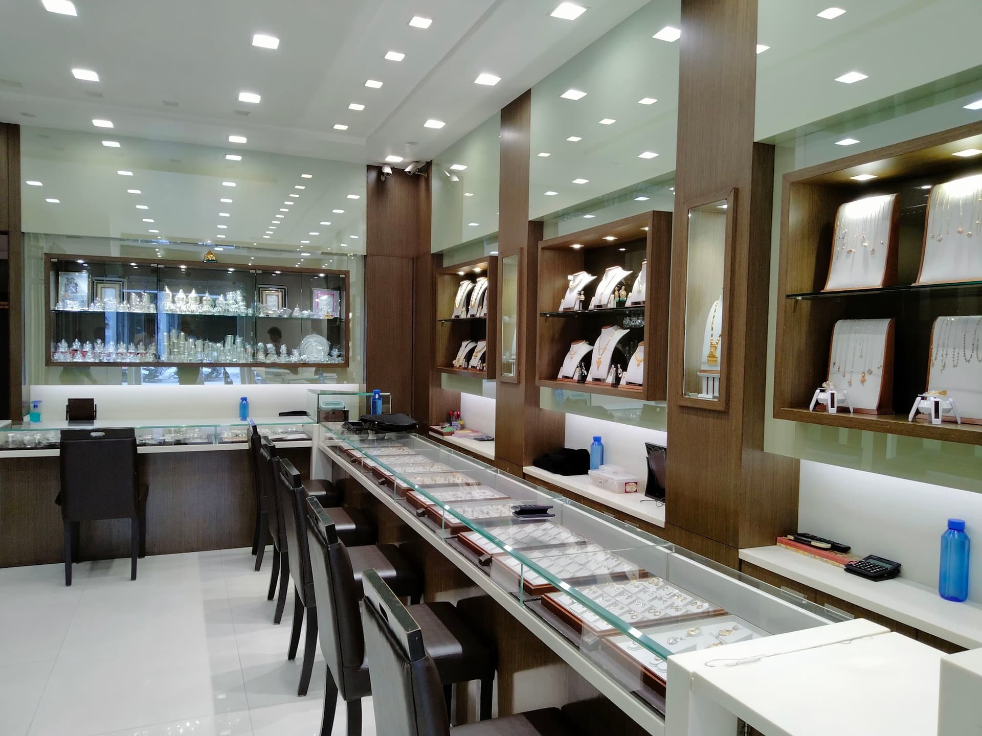 Jay Mangal Jewellers