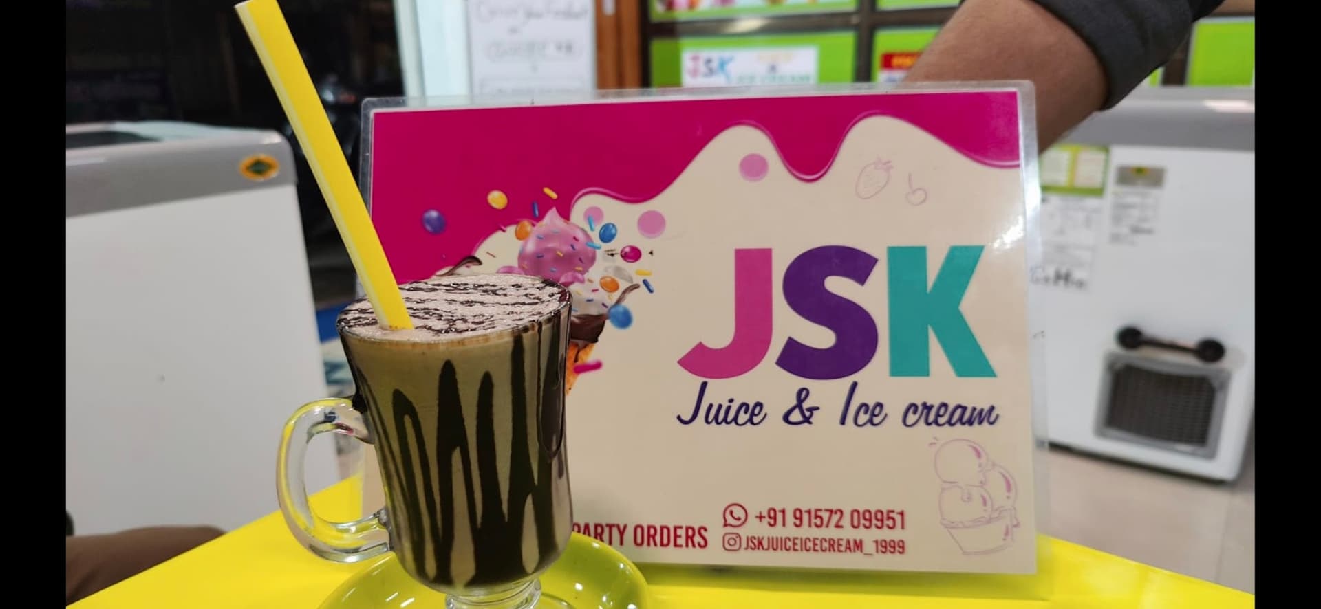 Jsk juice & ice cream